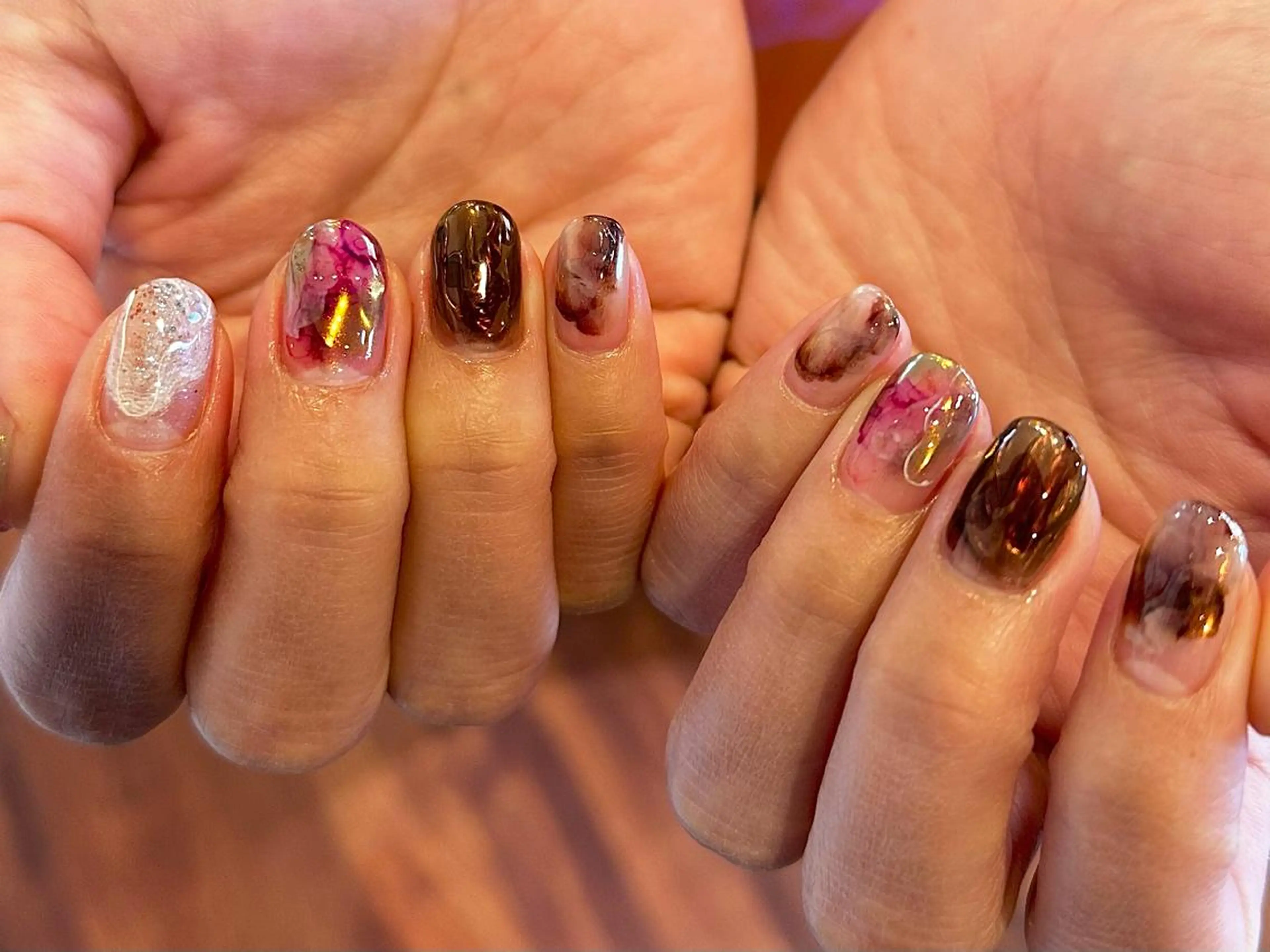 ネイル ニュアンスネイル スカルプネイル ショートネイル ハンドネイル 小河 仁美のネイルデザイン