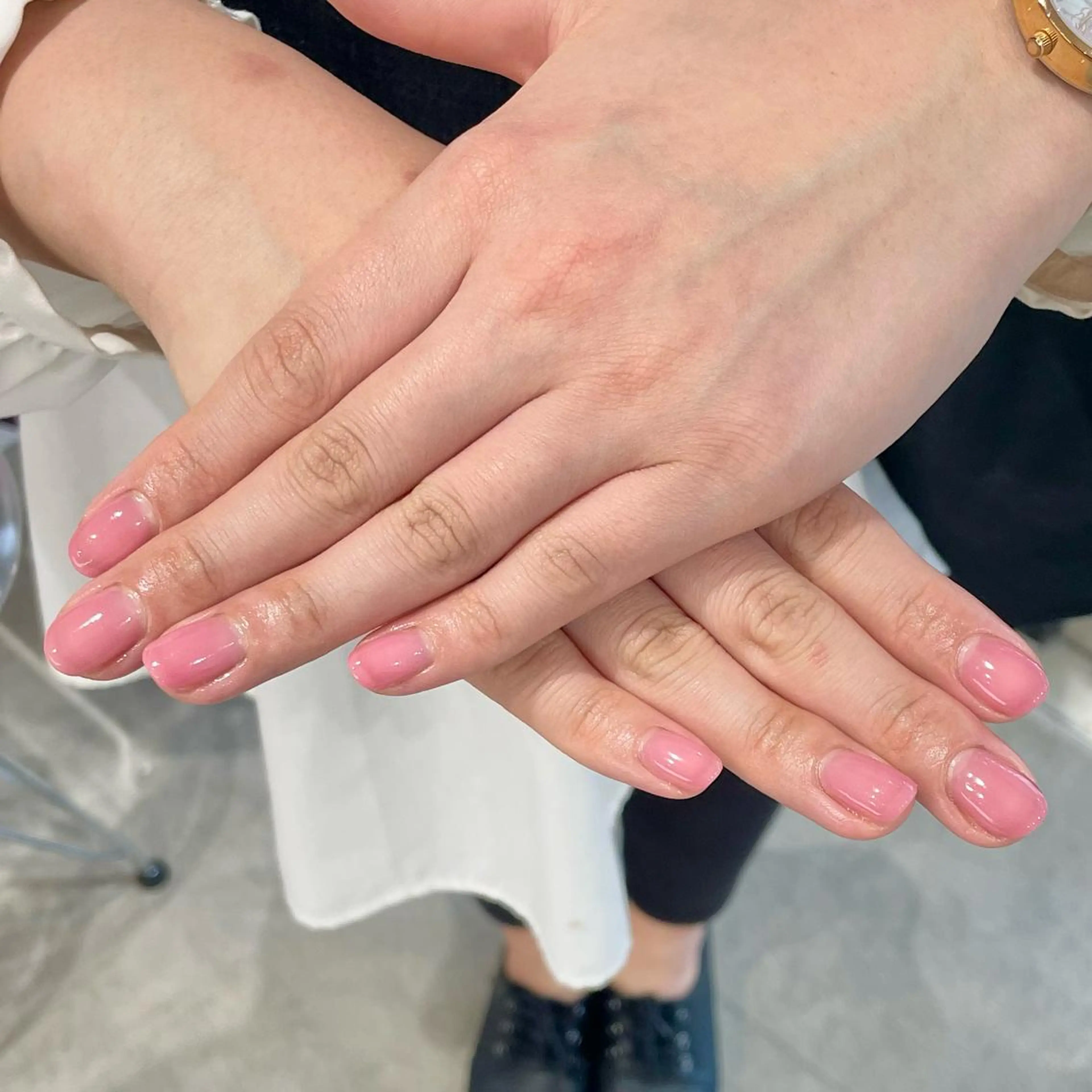 ショート カラー パーマ ヘアアレンジ メンズ キッズ ネイル マツエク・マツパ アイブロウ ピンクカラー 眉カラー カラーマツエク ピンク 春ネイル mona/ ストレートスタイル✨のヘアスタイル