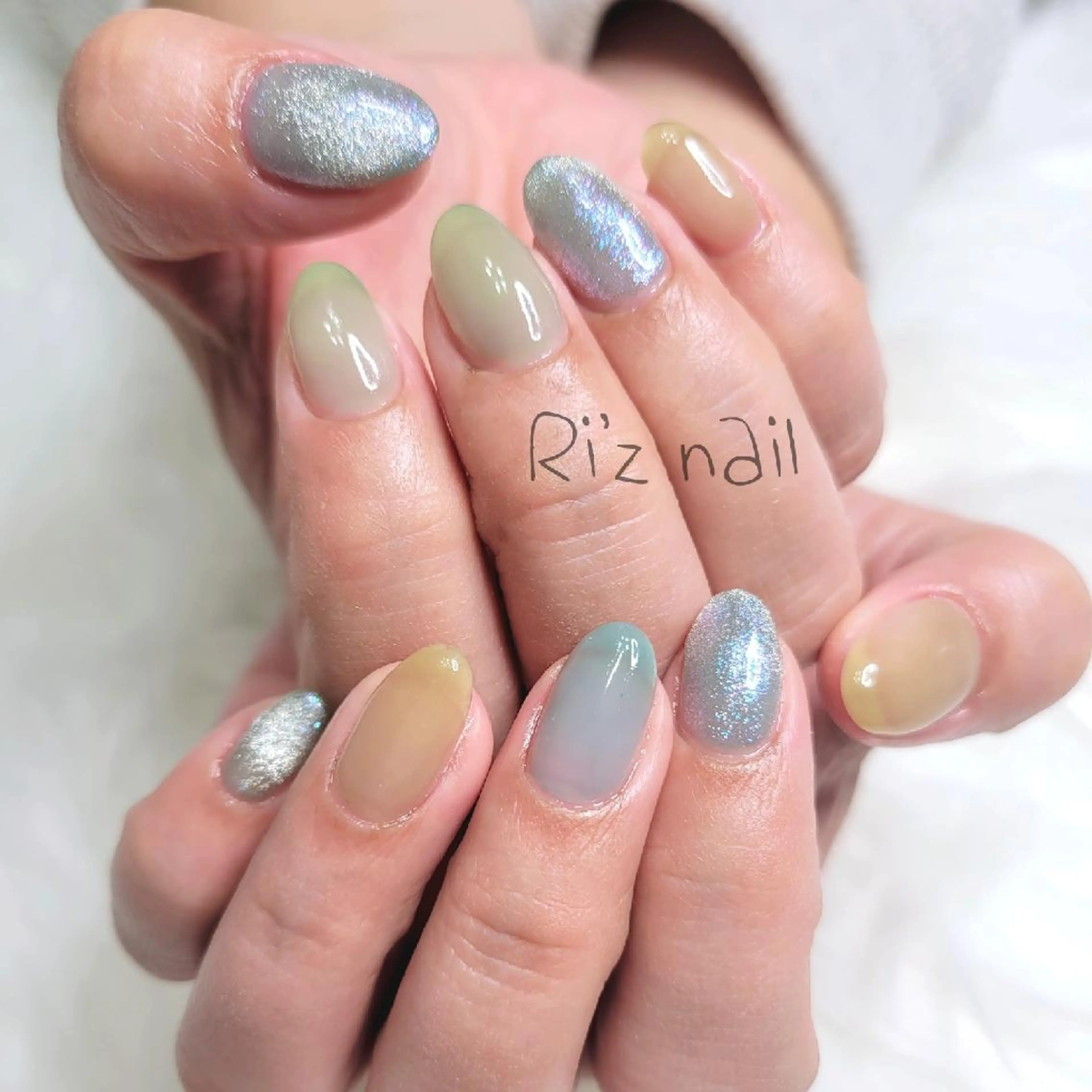 ネイル マグネットネイル ハンドネイル Ri’z nailのネイルデザイン