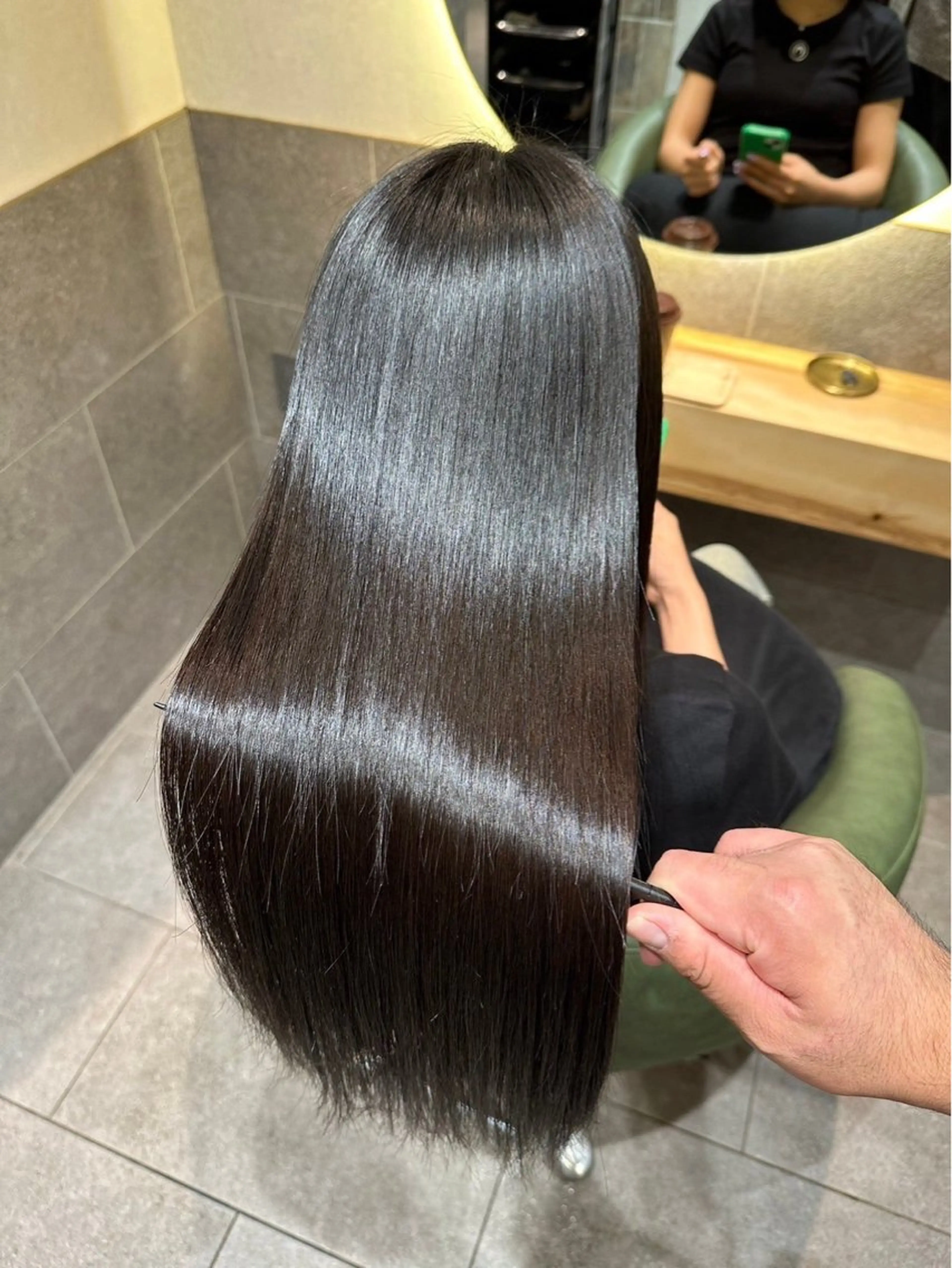 ロング 縮毛矯正 [自由が丘]ハヤカワ /縮毛矯正/髪質改善のヘアスタイル