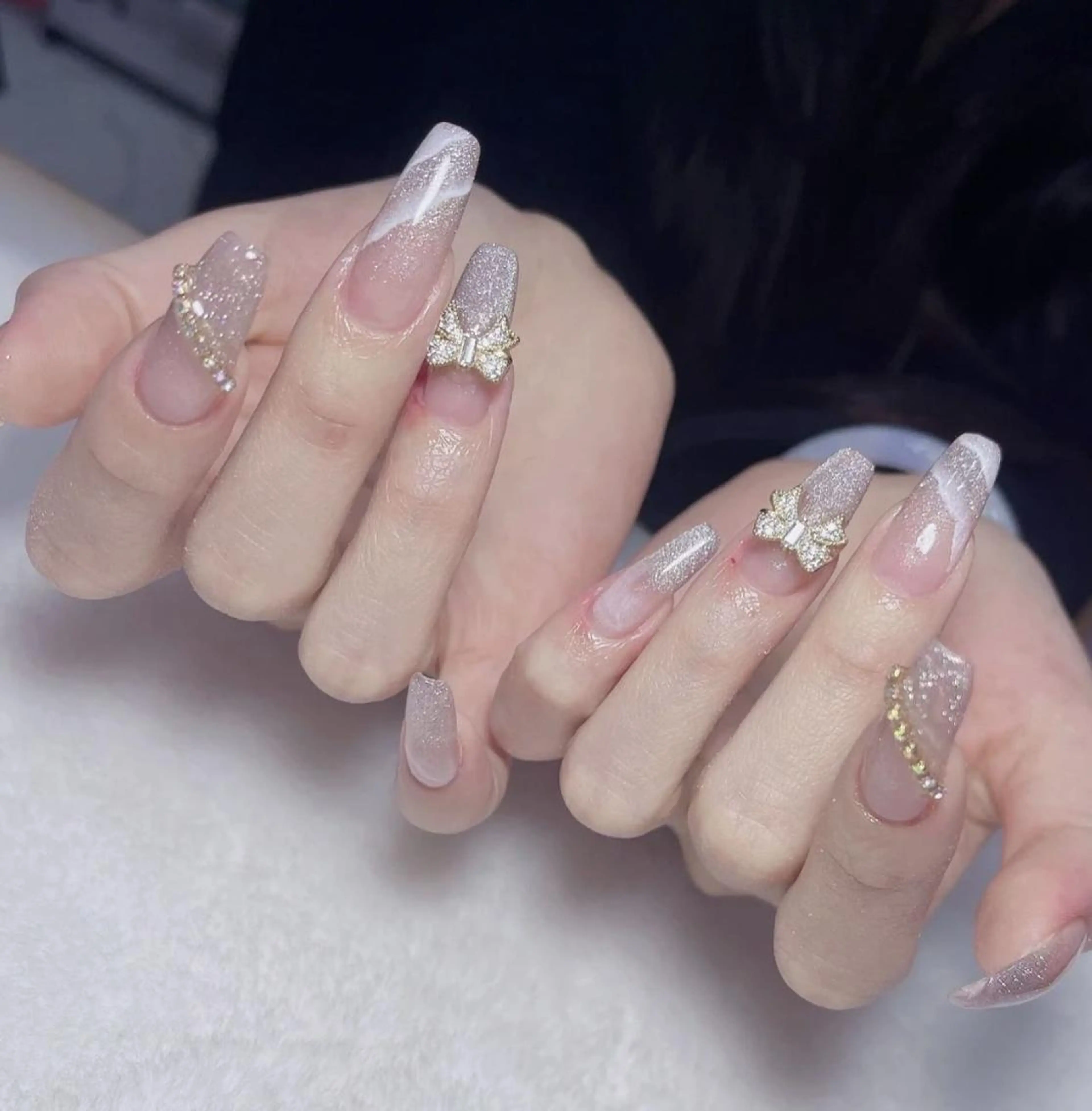 ネイル アートネイル 長さ出し ネイルチップ Queens マオのネイルデザイン