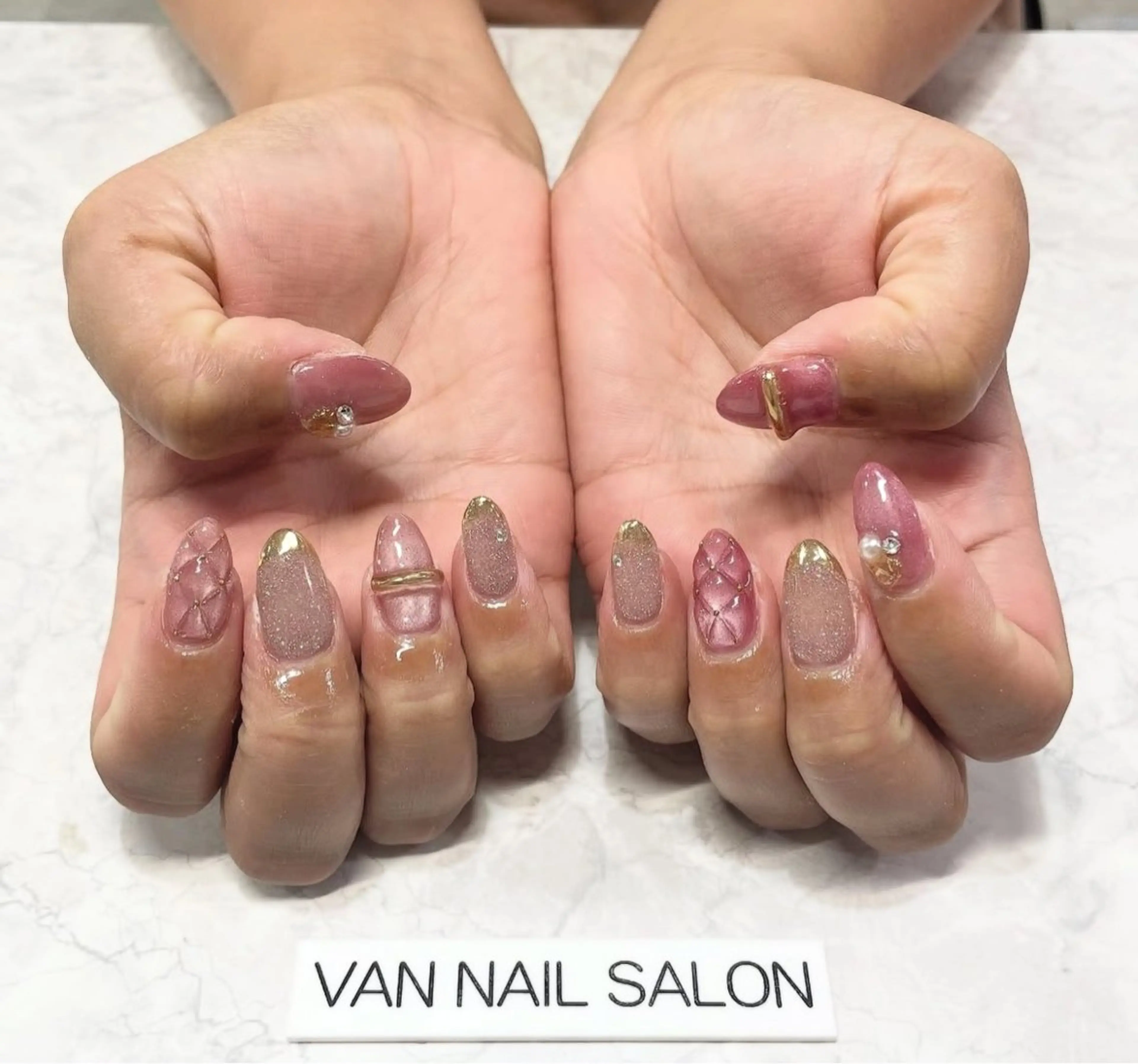 ネイル ハンドネイル Van Nail Salonのネイルデザイン