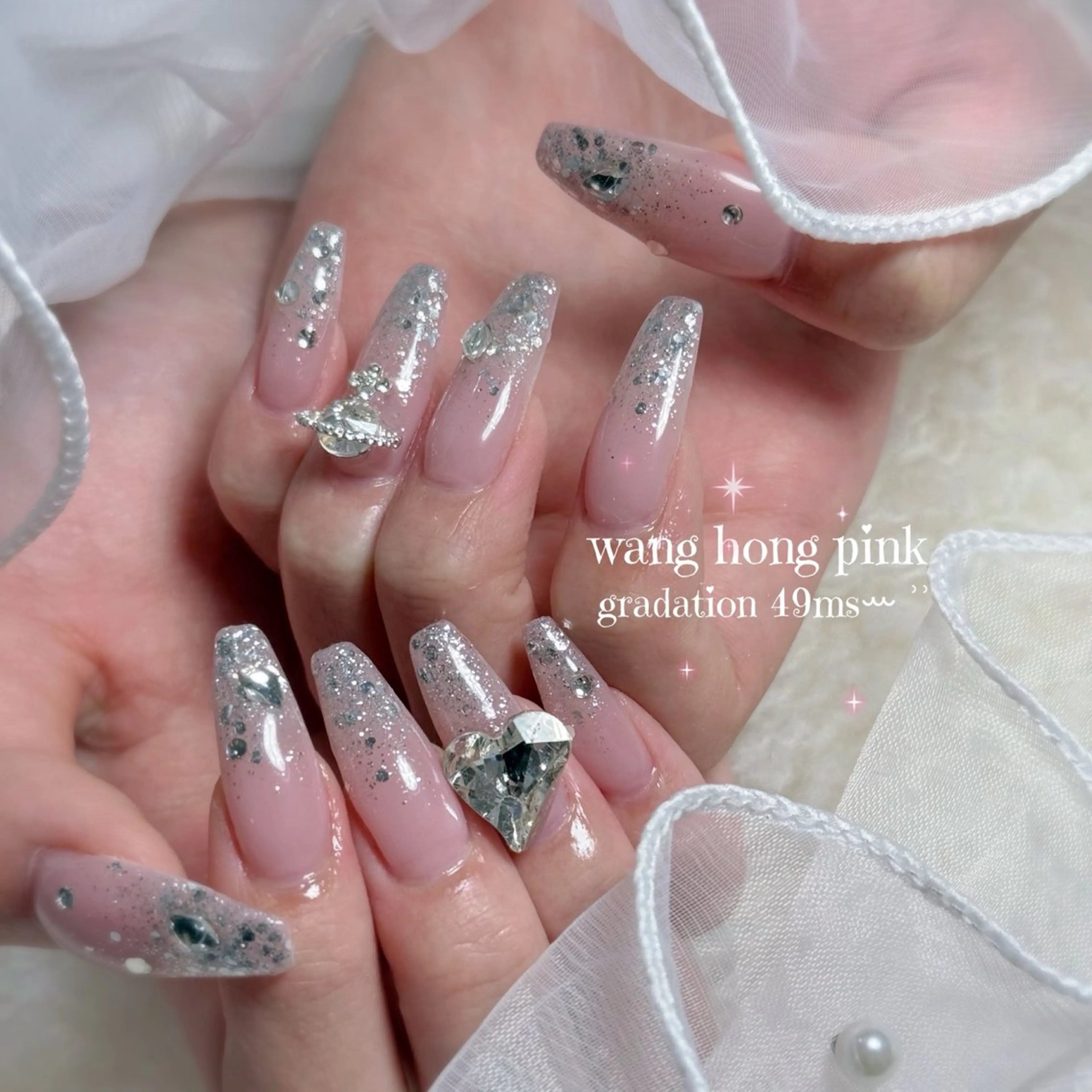 ネイル EmaNail豊中 🎀SANAのネイルデザイン