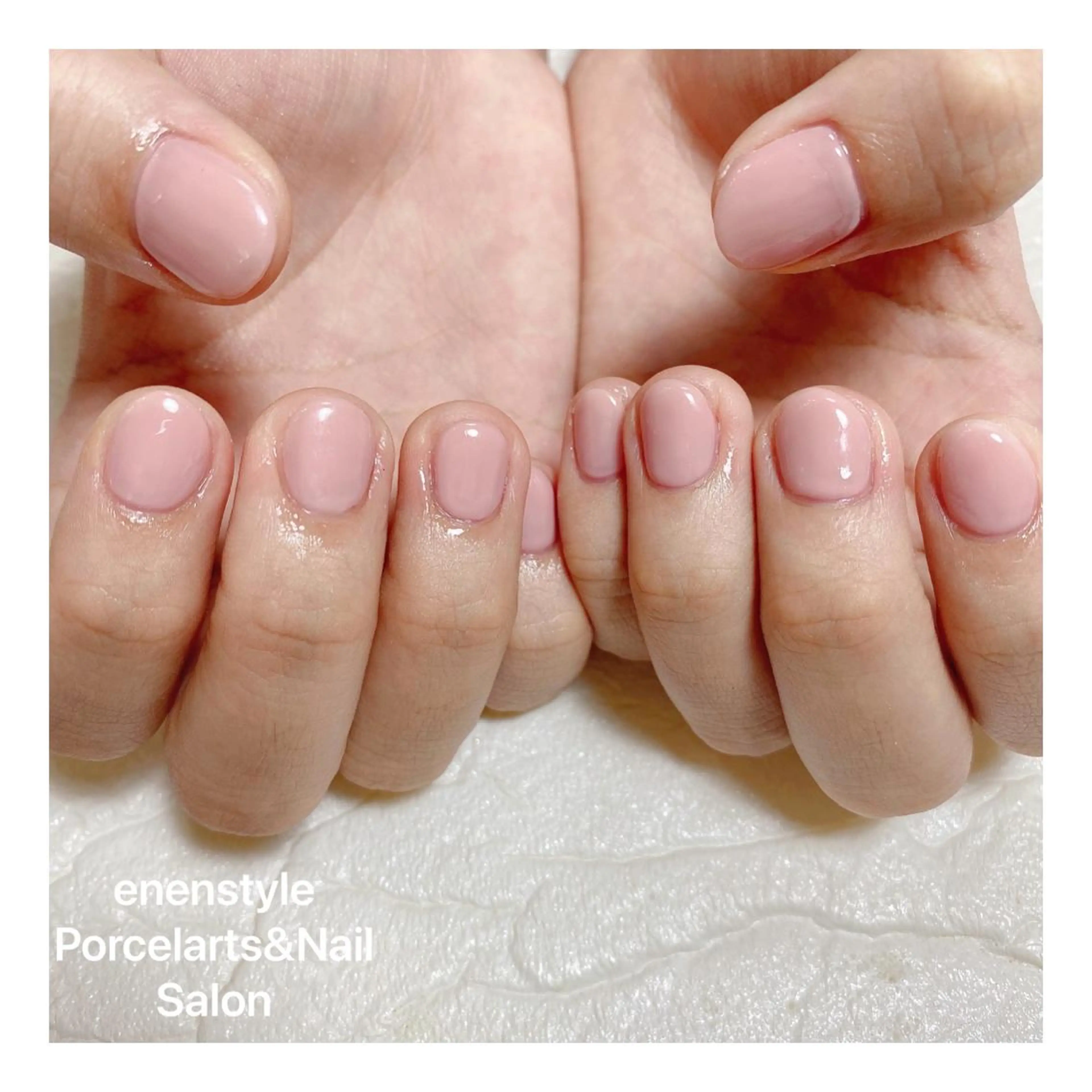 ショート ネイル 👑enen style👑のネイルデザイン