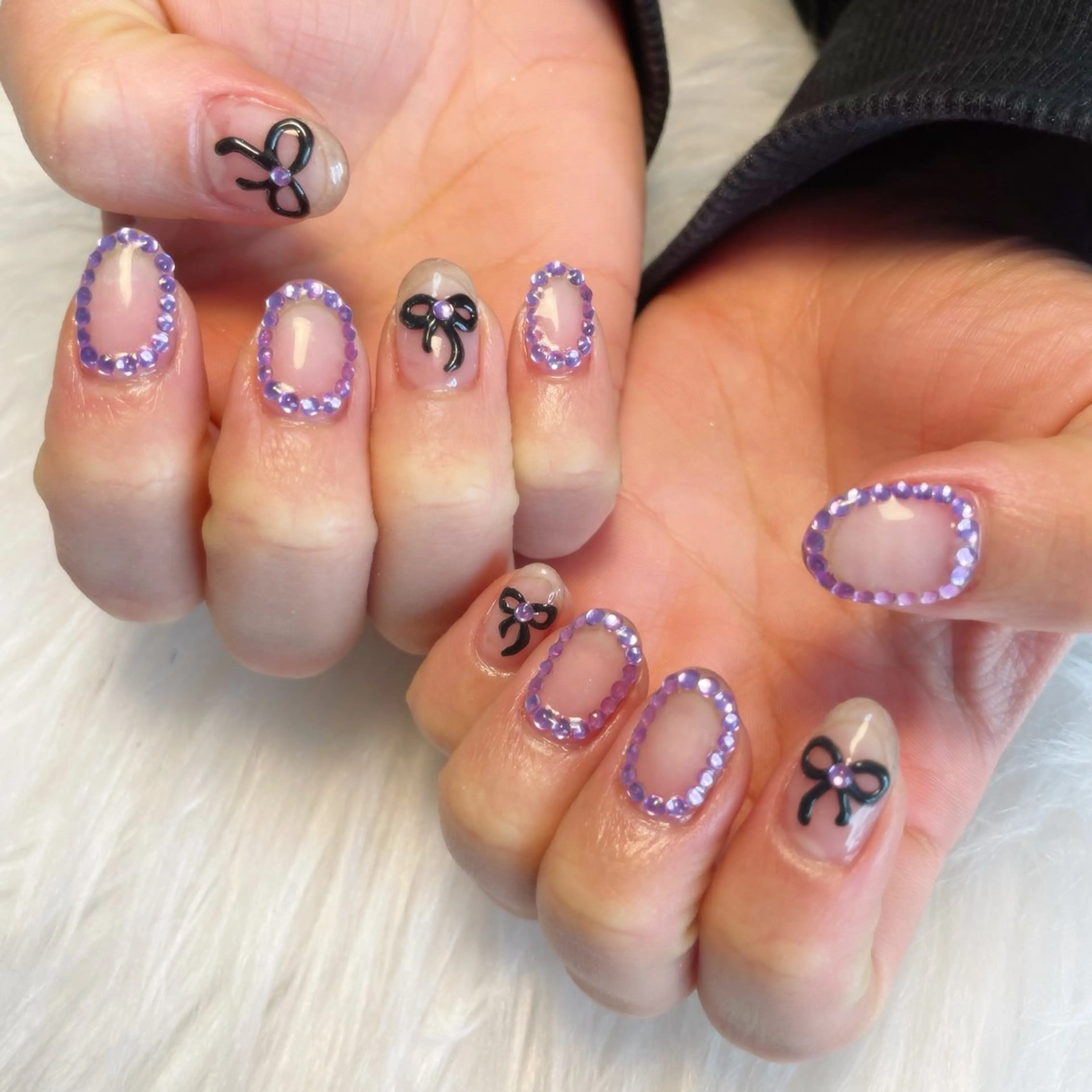 ネイル ハンドネイル ゴテゴテ💙ワンホン リオナのネイルデザイン