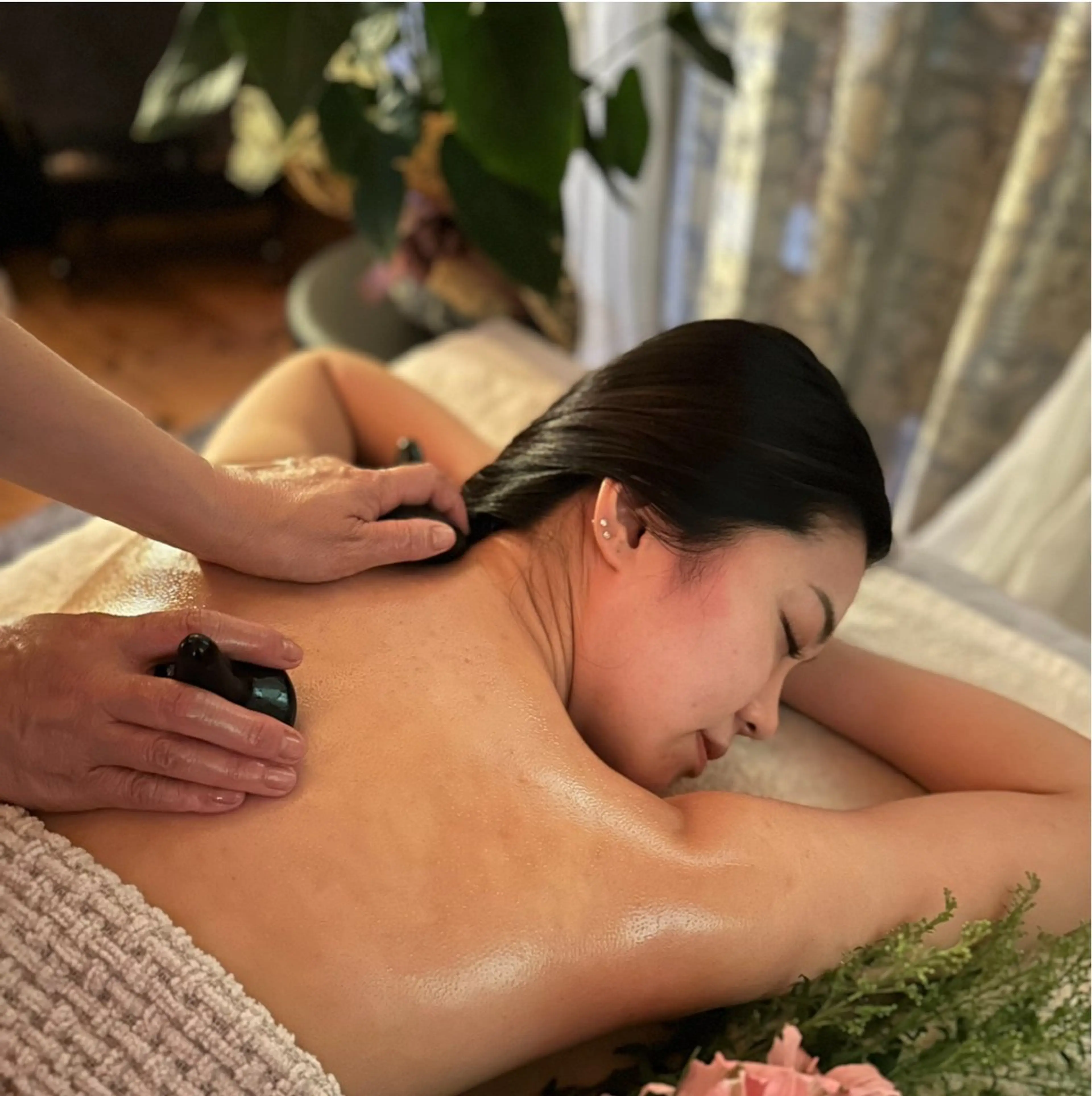 心と身体を整える【SUGAR♡SALON】所属・心と身体共に整える SUGARSALONのエステ・リラクイメージ