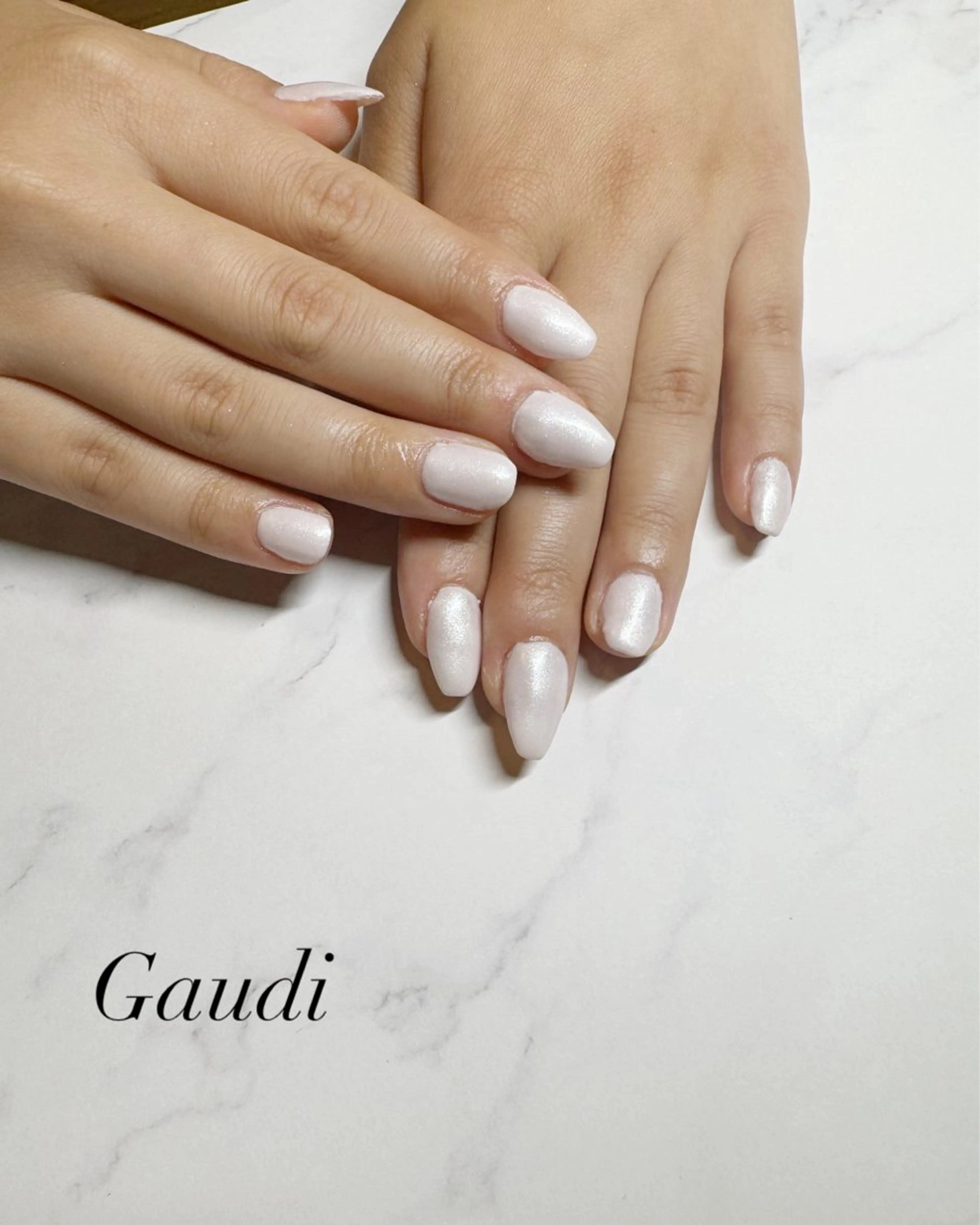 ネイル ミラーネイル ワンカラーネイル ピンク ホワイト Gaudi.Nail Rinaのその他イメージ