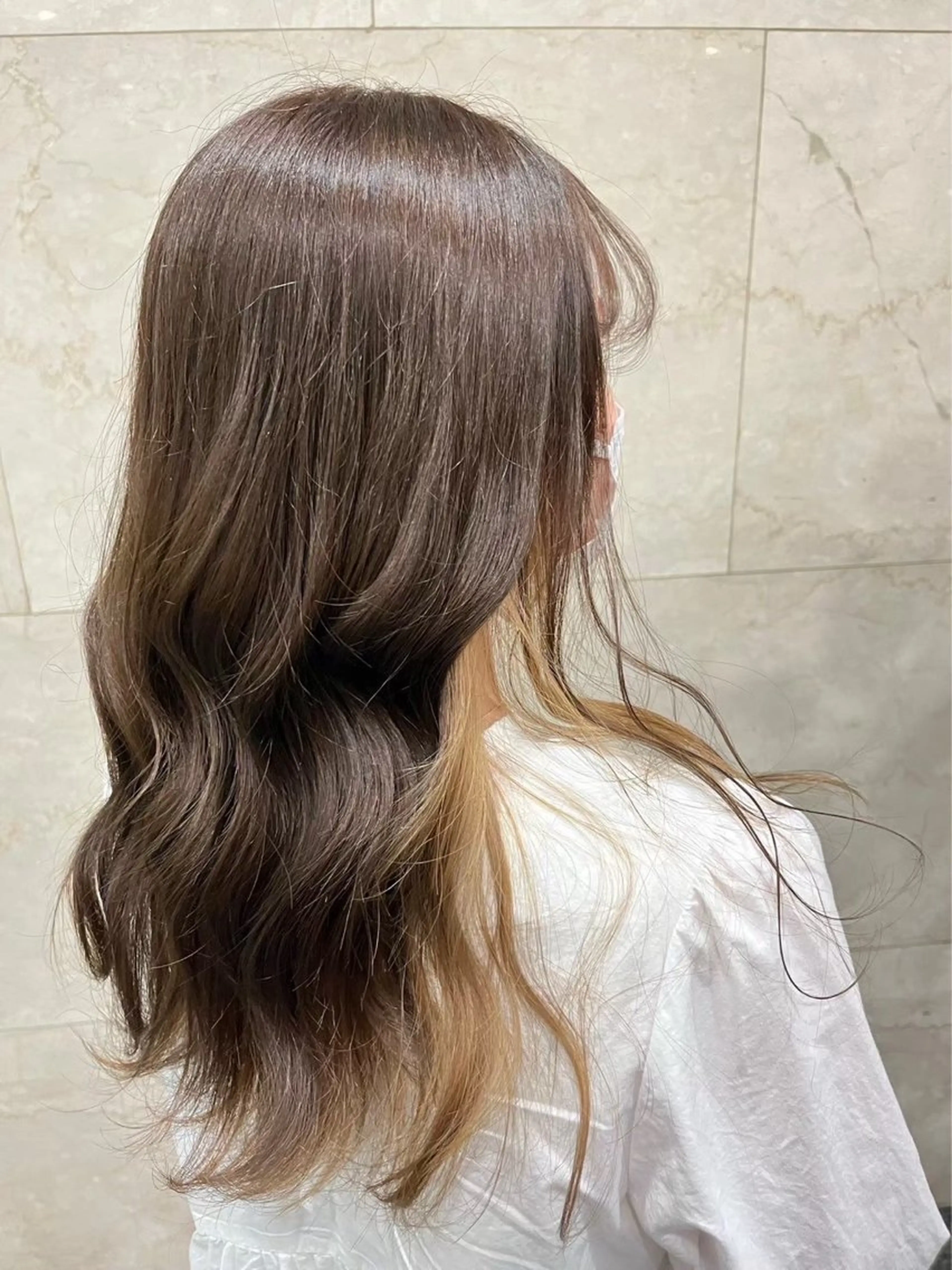 セミロング 透明感カラー /ブリーチ/髪質改善のヘアスタイル