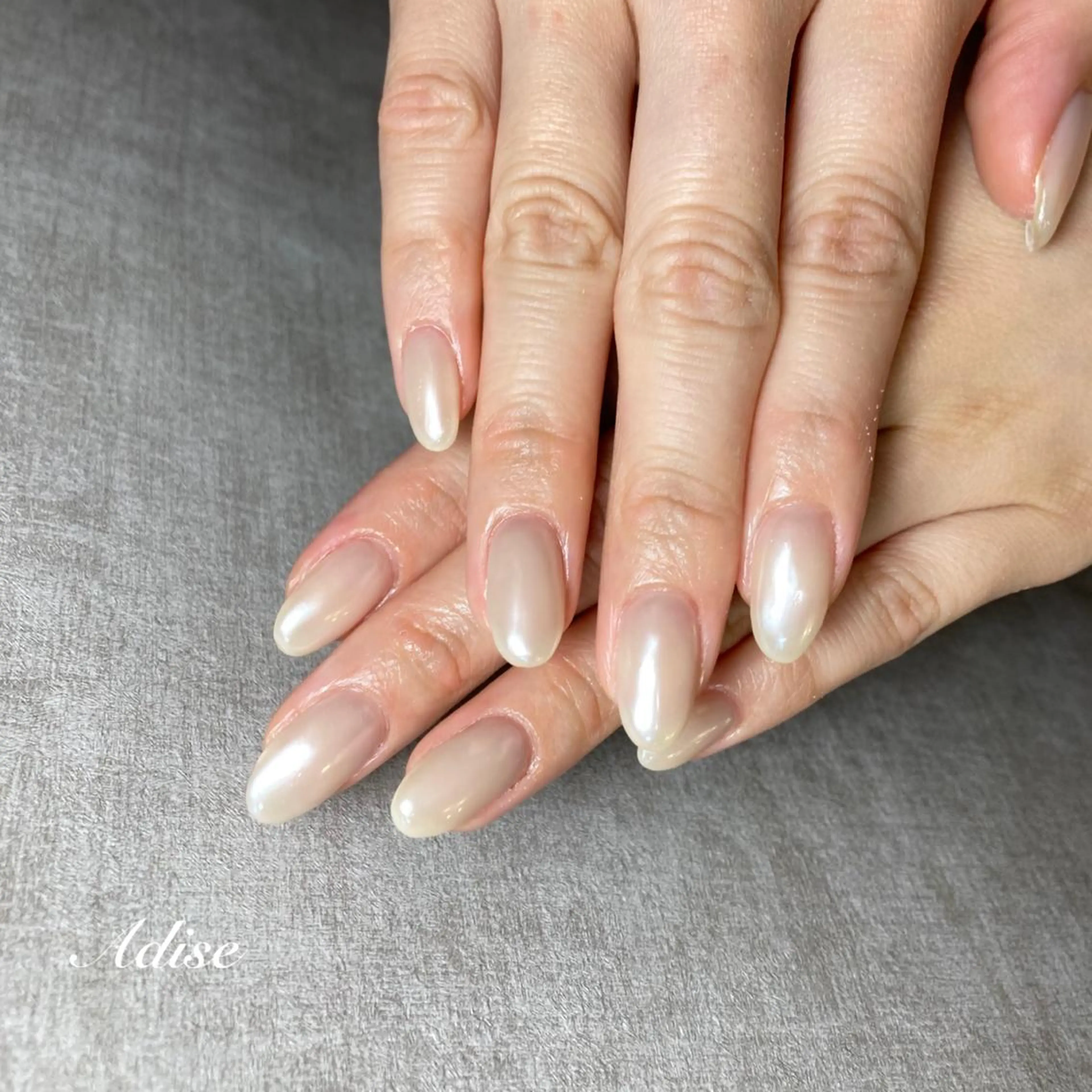 ネイル フレンチネイル グラデーション ニュアンスネイル オフィスネイル 第一印象専門サロン ADISEのエステ・リラクイメージ