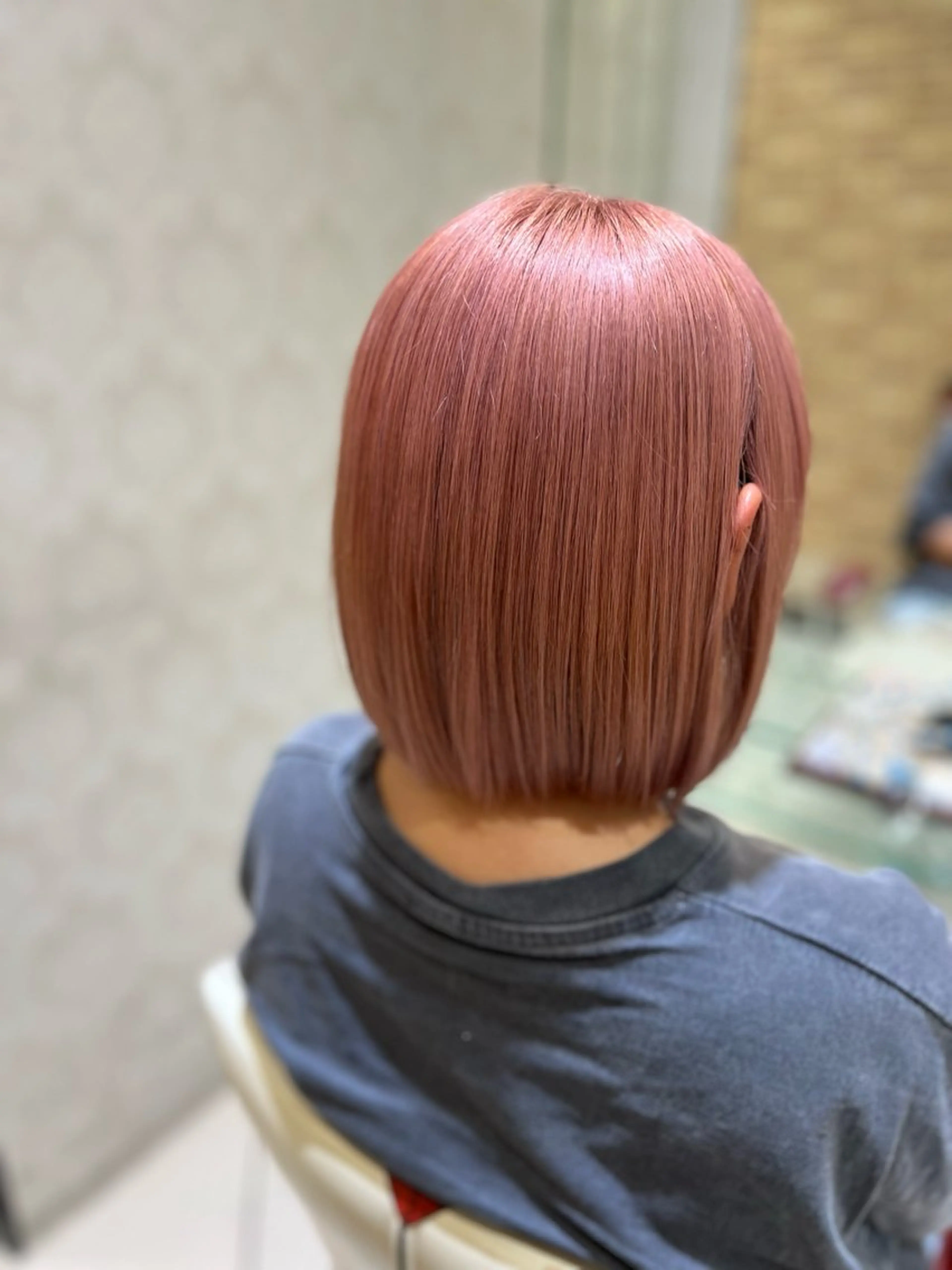 ショート カラー 切りっぱなしボブ ブリーチ 透明感カラー ラベンダーカラー ピンクカラー カット ヘアカラー ボブ/ハイトーン髪質 改善/越谷✨クラモチのヘアスタイル