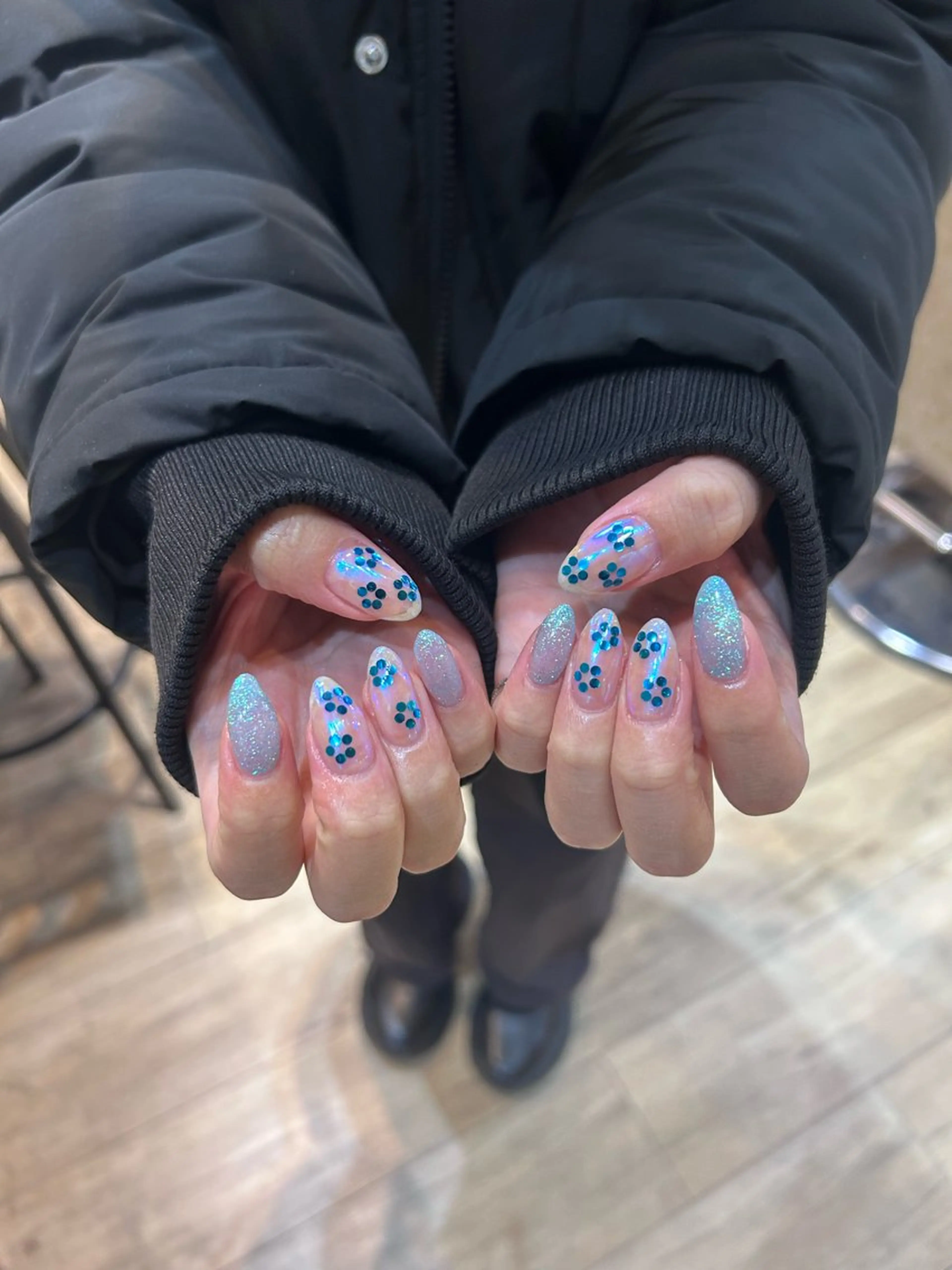 6本持ち込みデザインコース 【オフあり】持ち込みデザイン+ワンカラー･ラメワンカラー･グラデ･フレンチのコースです◎の写真