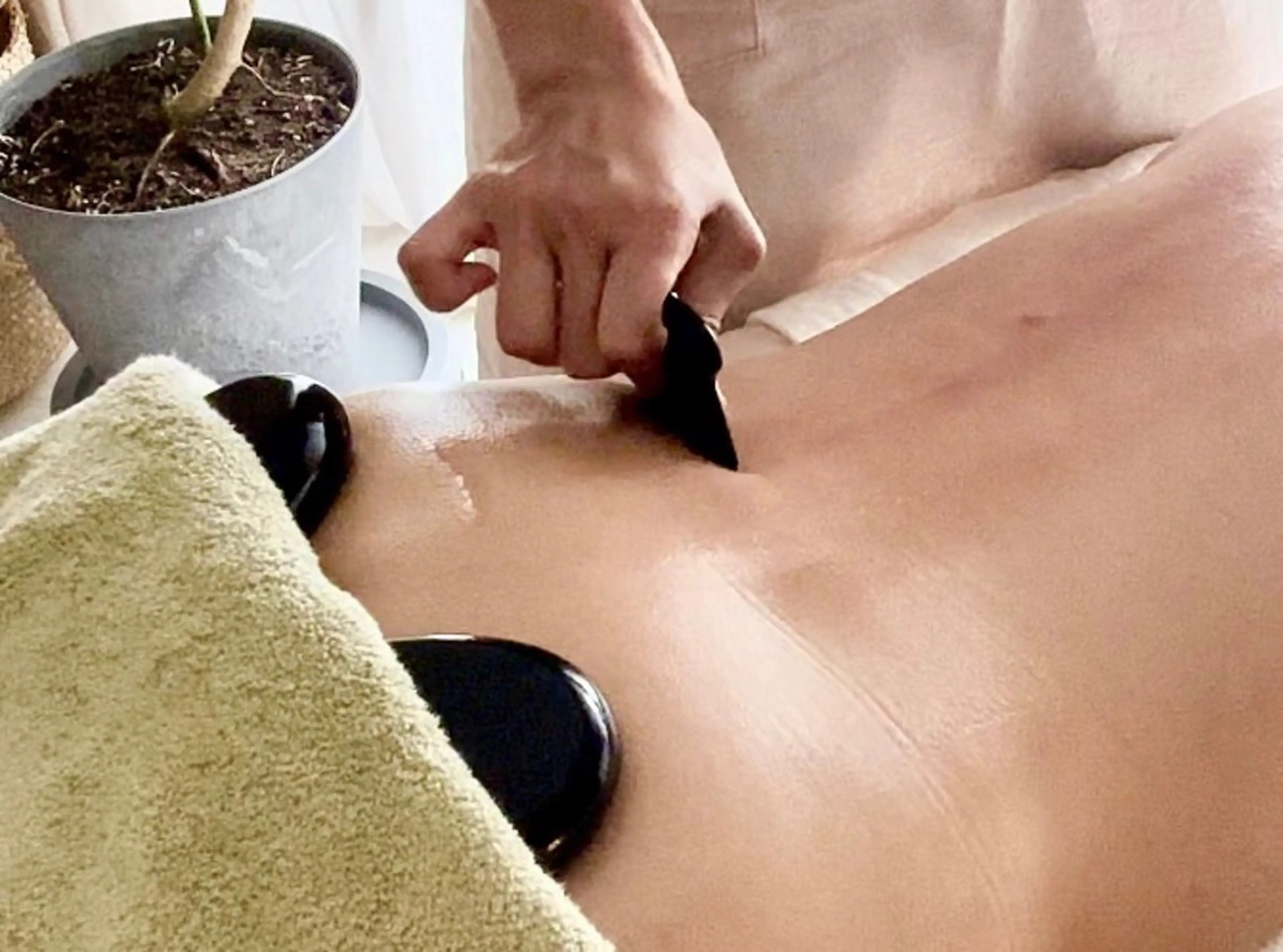 【リピーター様12月限定❣️】リピート率No1✨ かっさボディトリートメント100分の写真