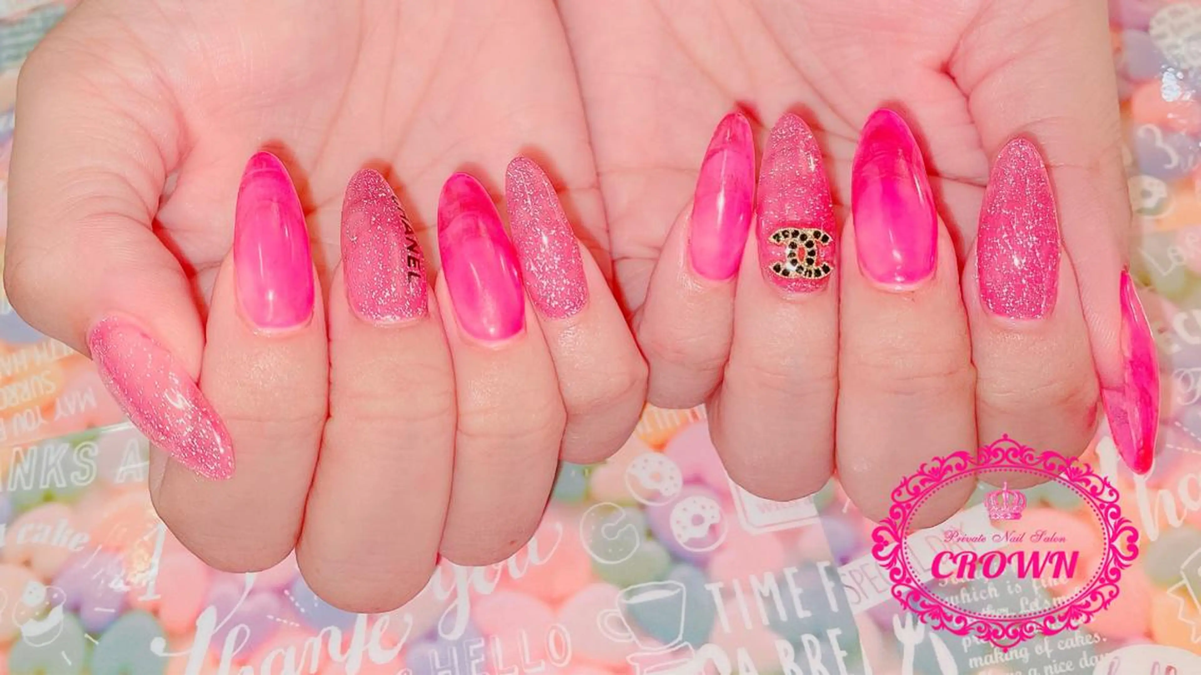 ネイル CROWN プライベートサロンのネイルデザイン