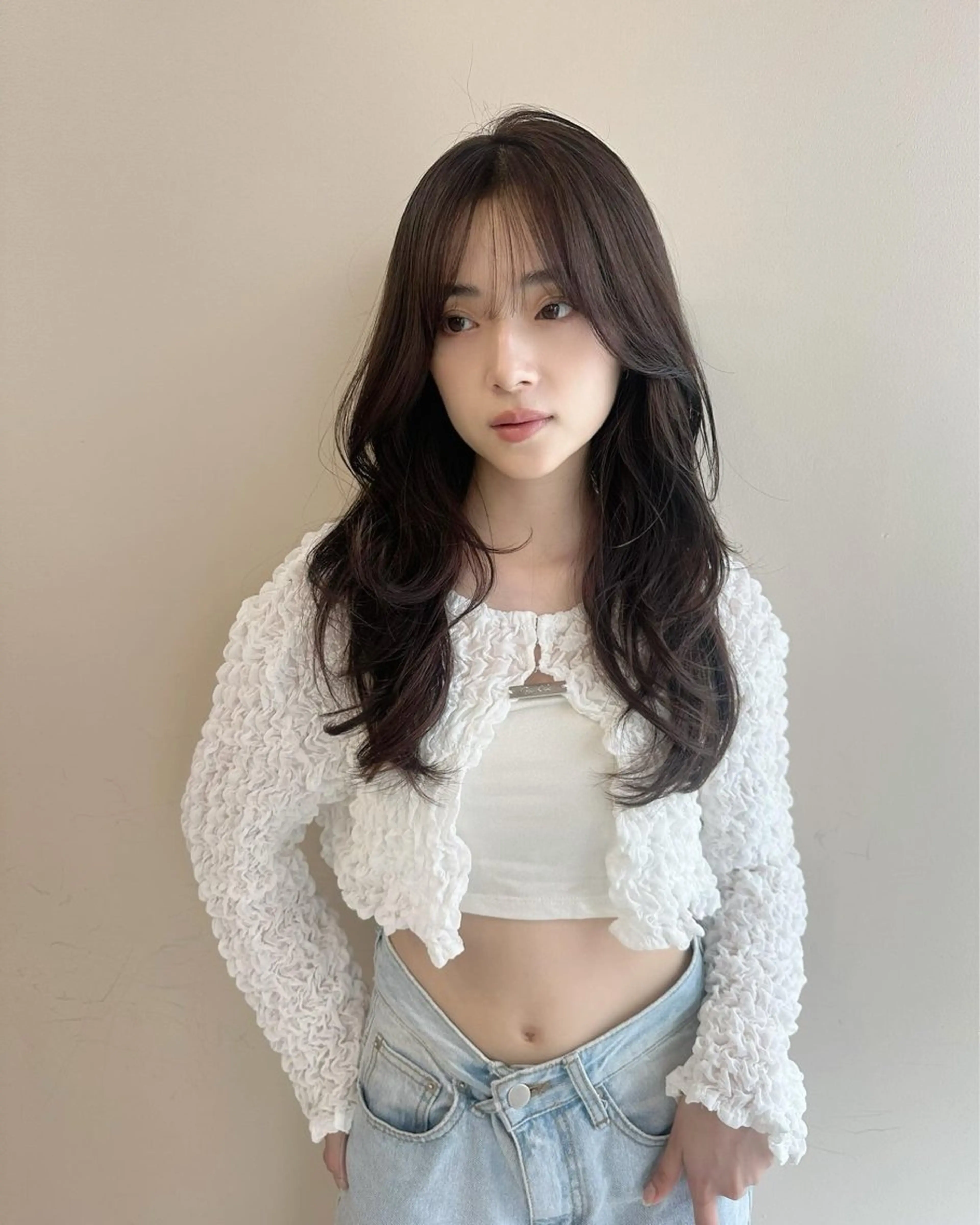 ロング ロングレイヤー レイヤーカット ロング 鎌倉 彩のヘアスタイル