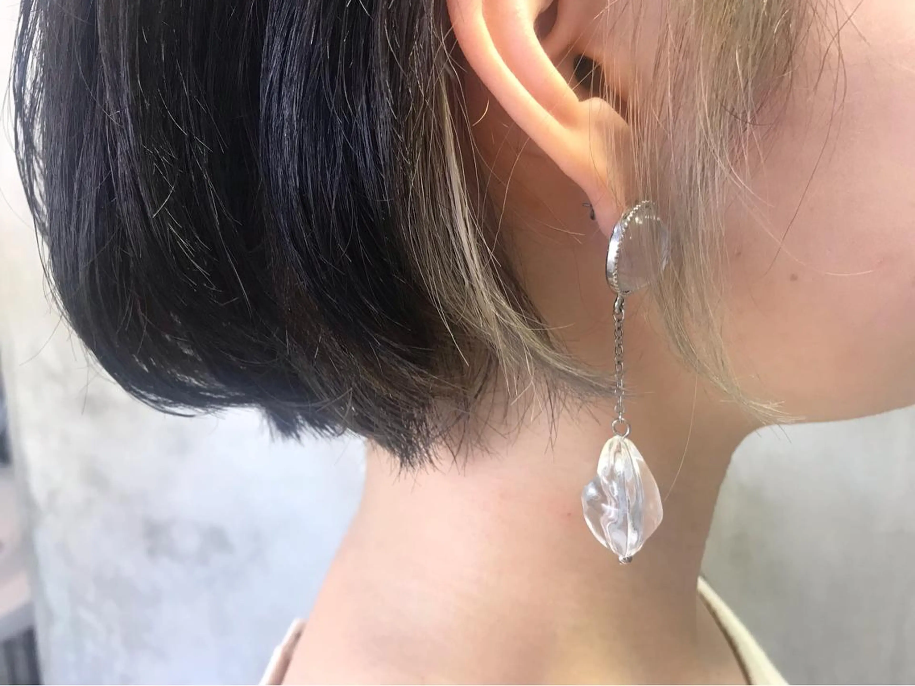 ショート カラー ヘアアレンジ グレージュ インナーカラー stylist/蛯谷 珠里のヘアスタイル