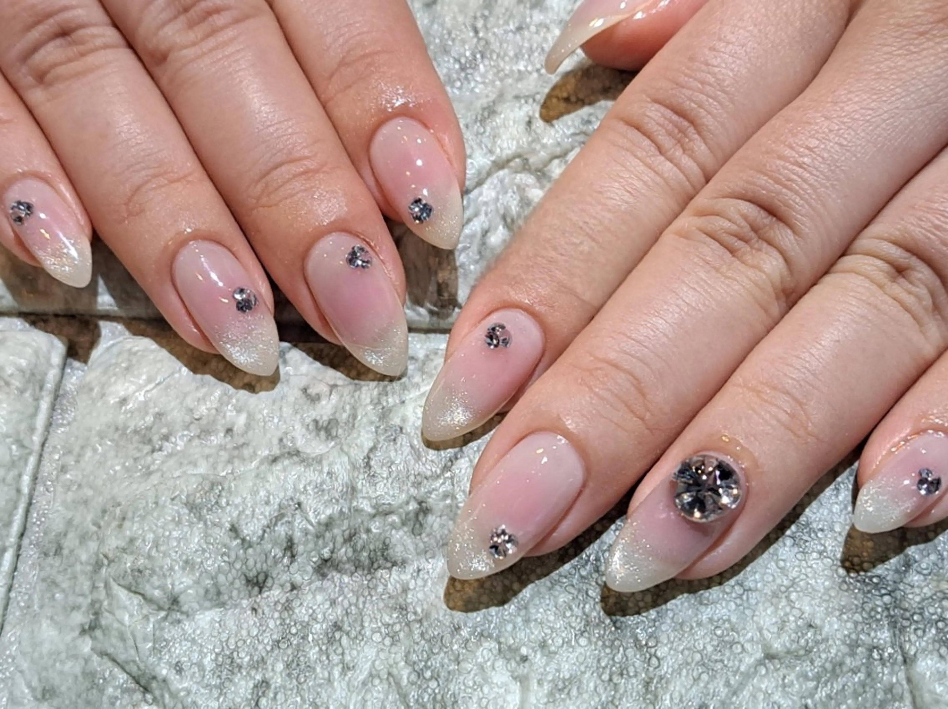 ネイル チークネイル ジェルネイル マグネットネイル ハンドネイル RounGe町田店 🧸大谷のネイルデザイン