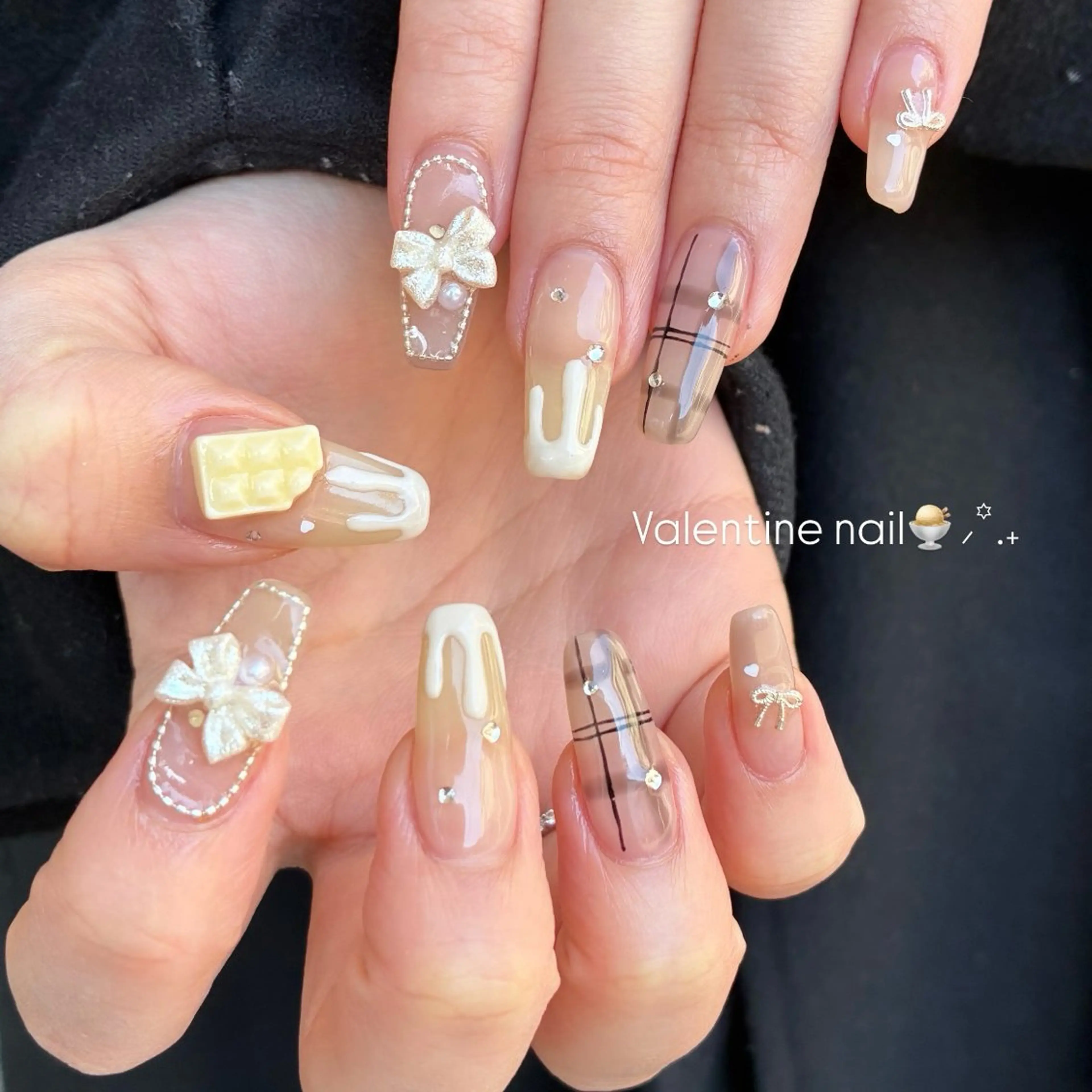 ネイル ハンドネイル ネイルサロン　SLASH所属・Aki ୨୧のネイルデザイン