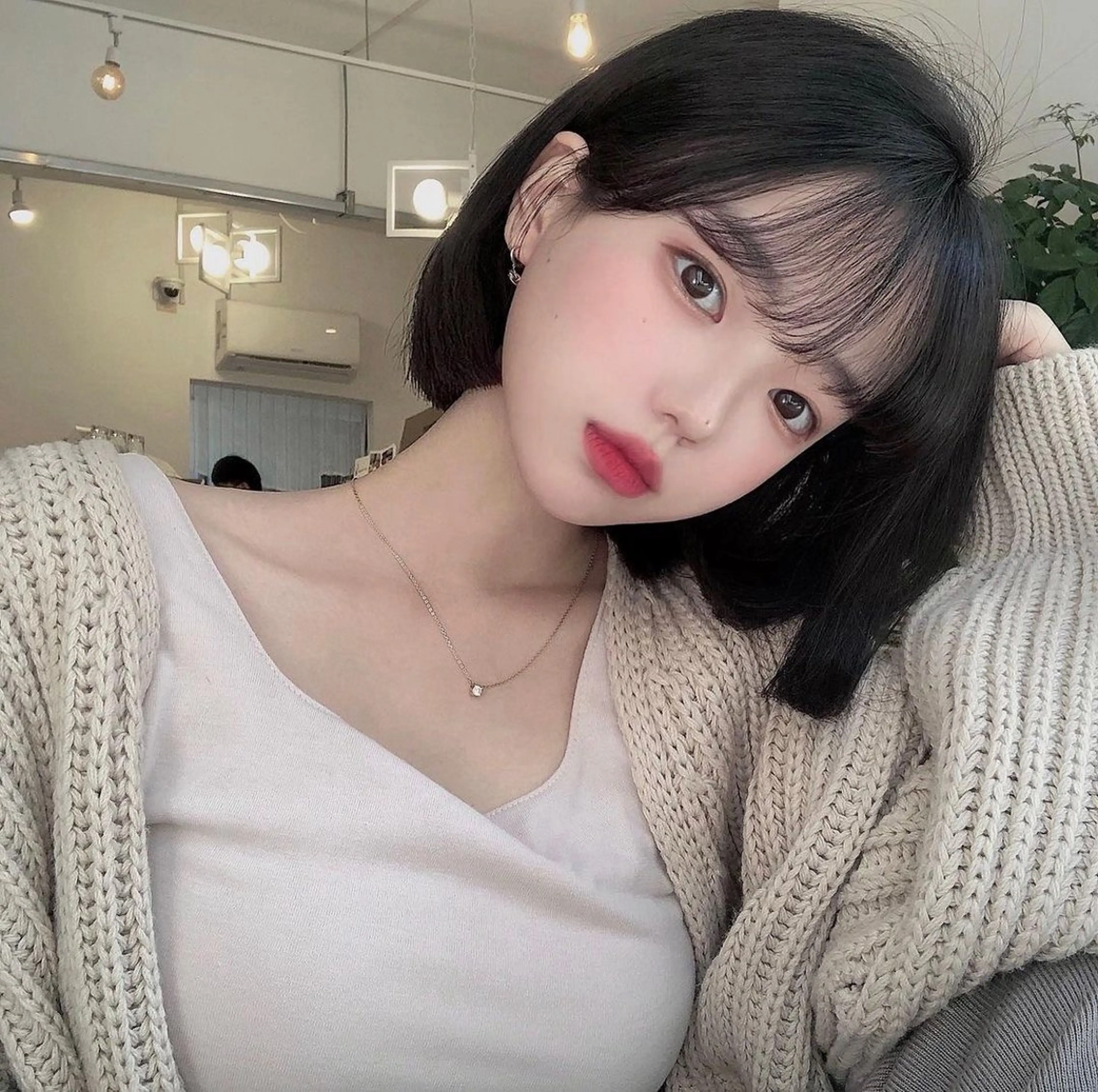 ミディアム ボブ L'EANE THE TOKYO所属・カット無料｜ 青山 ｜髪質改善のヘアスタイル