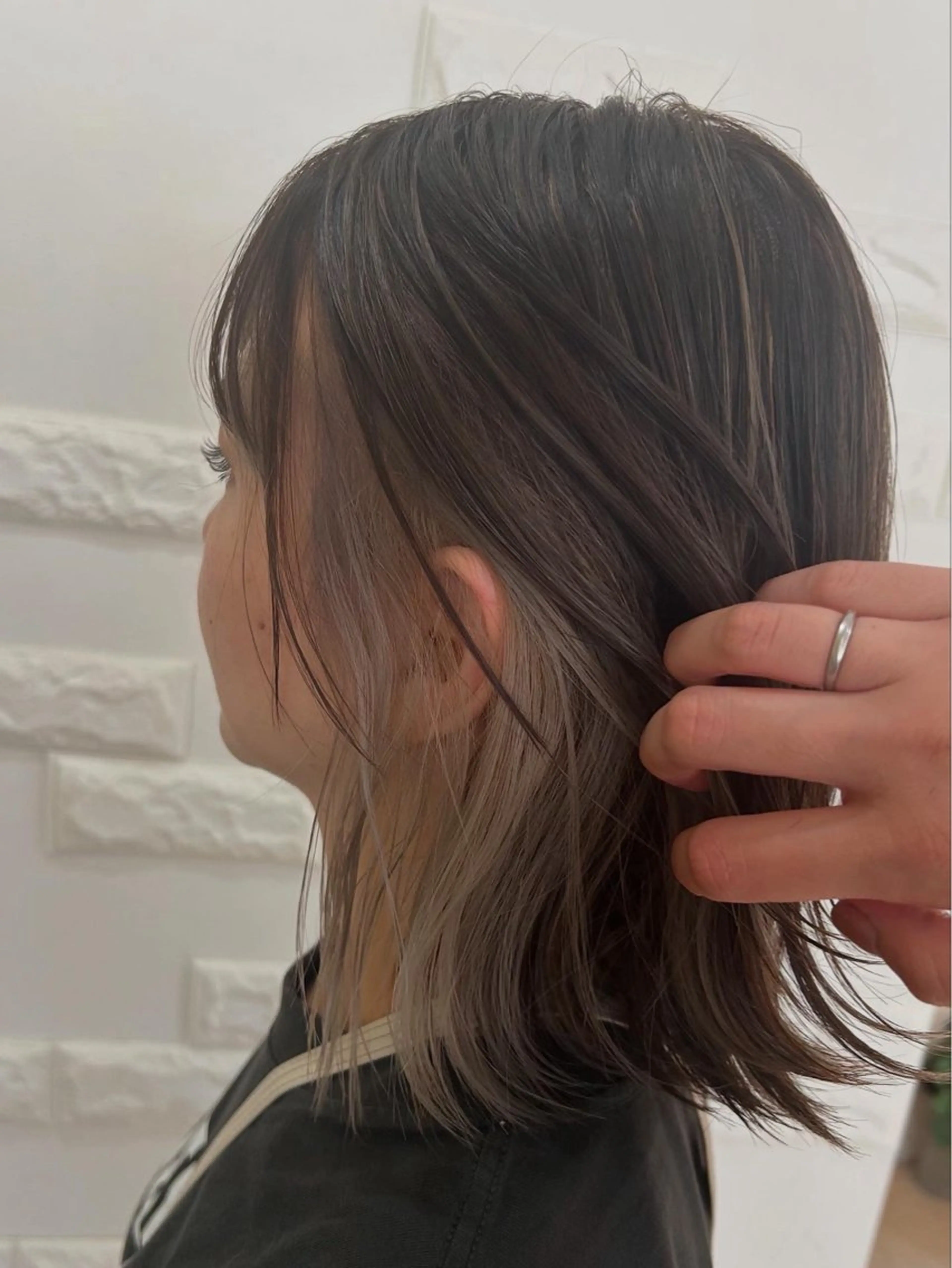 ミディアム エスハートオブヘアー所属・佐藤 帆春のヘアスタイル