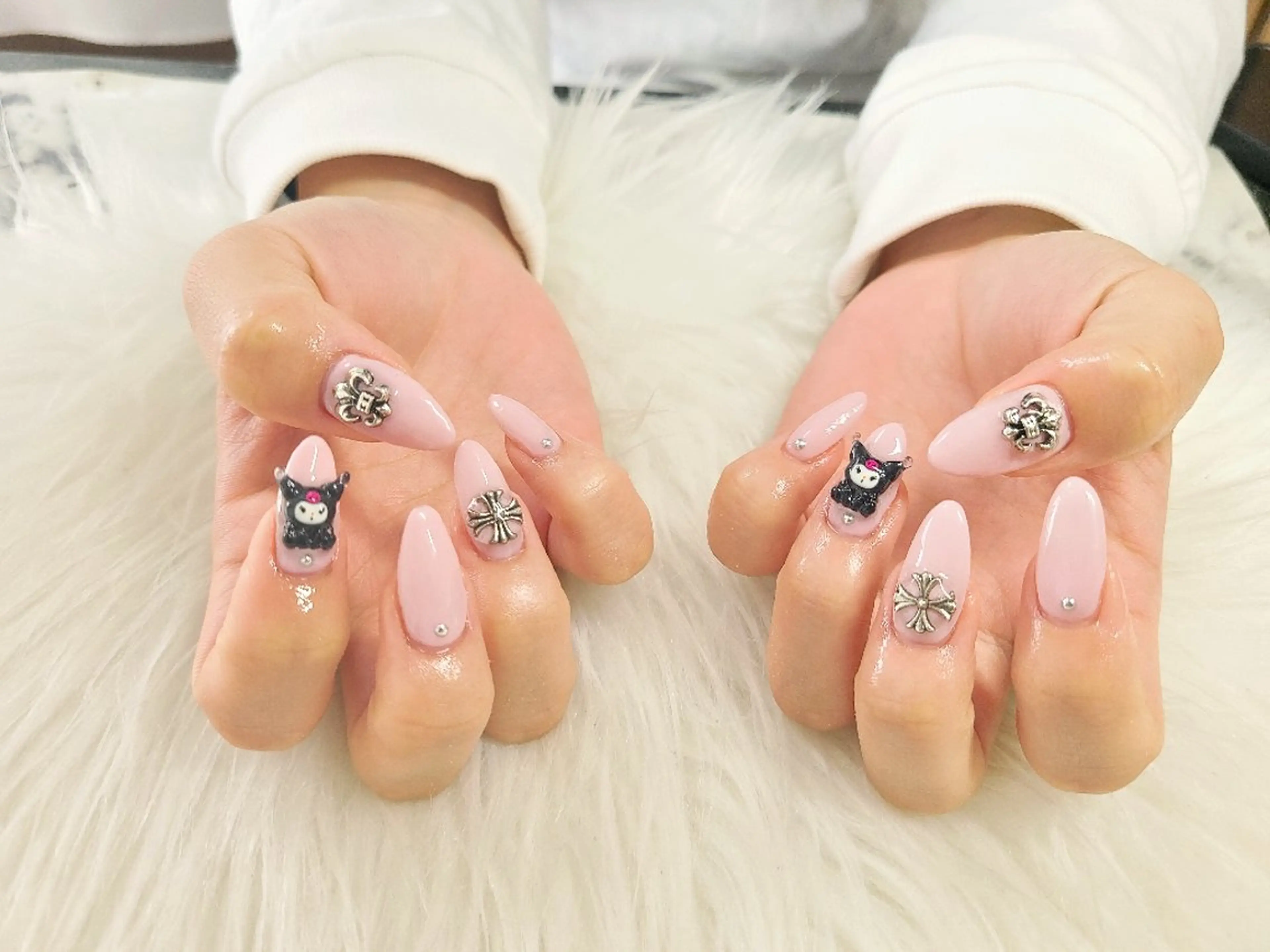 ネイル ハンドネイル Lily Eye&Nailのネイルデザイン