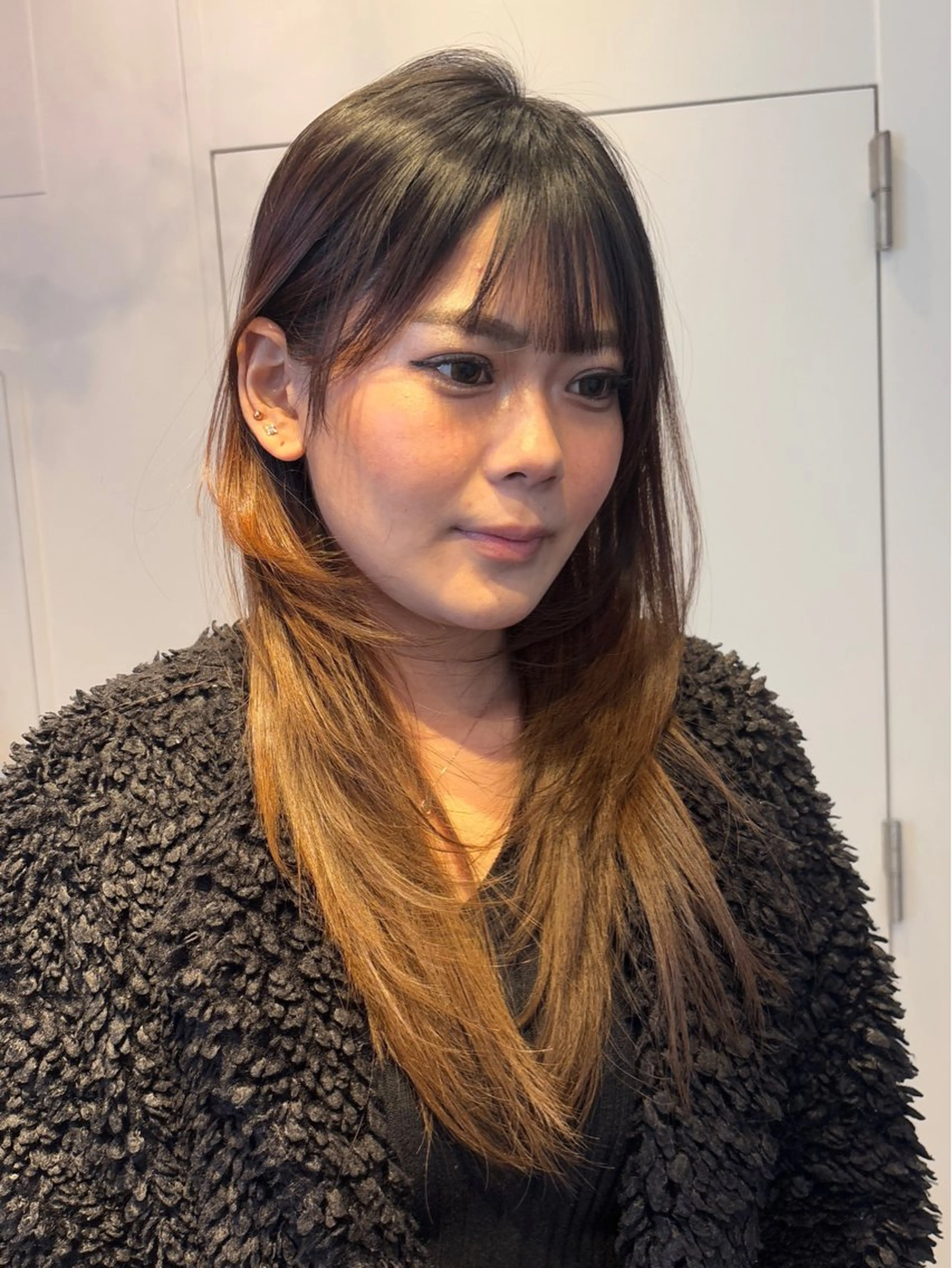 セミロング カラー カット トリートメント RIN／韓国ヘア レイヤーカットのヘアスタイル