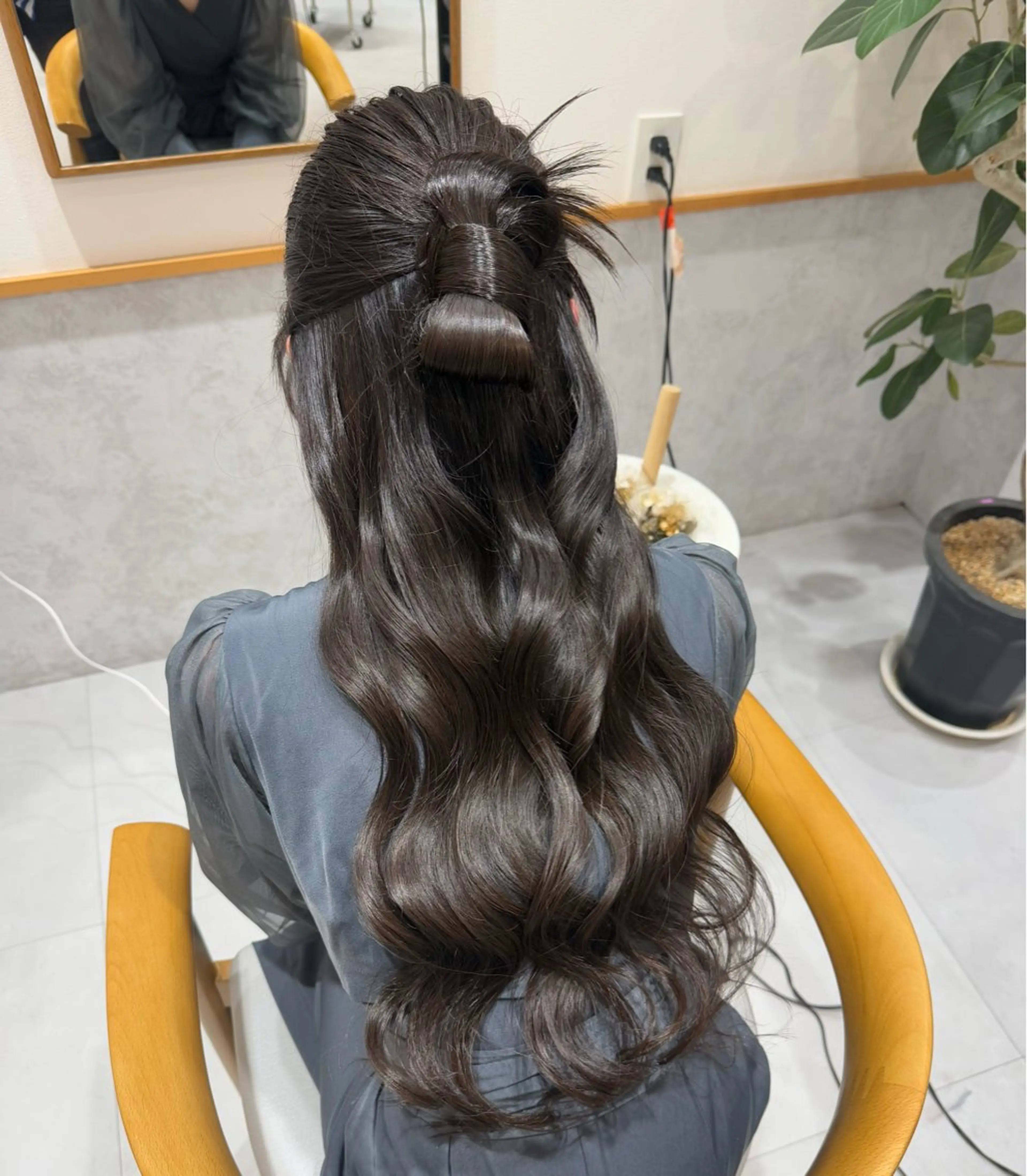 ロング ヘアアレンジ ハーフアップ sonam by lange所属・NAGASHIMA RINAのマツエク・マツパデザイン