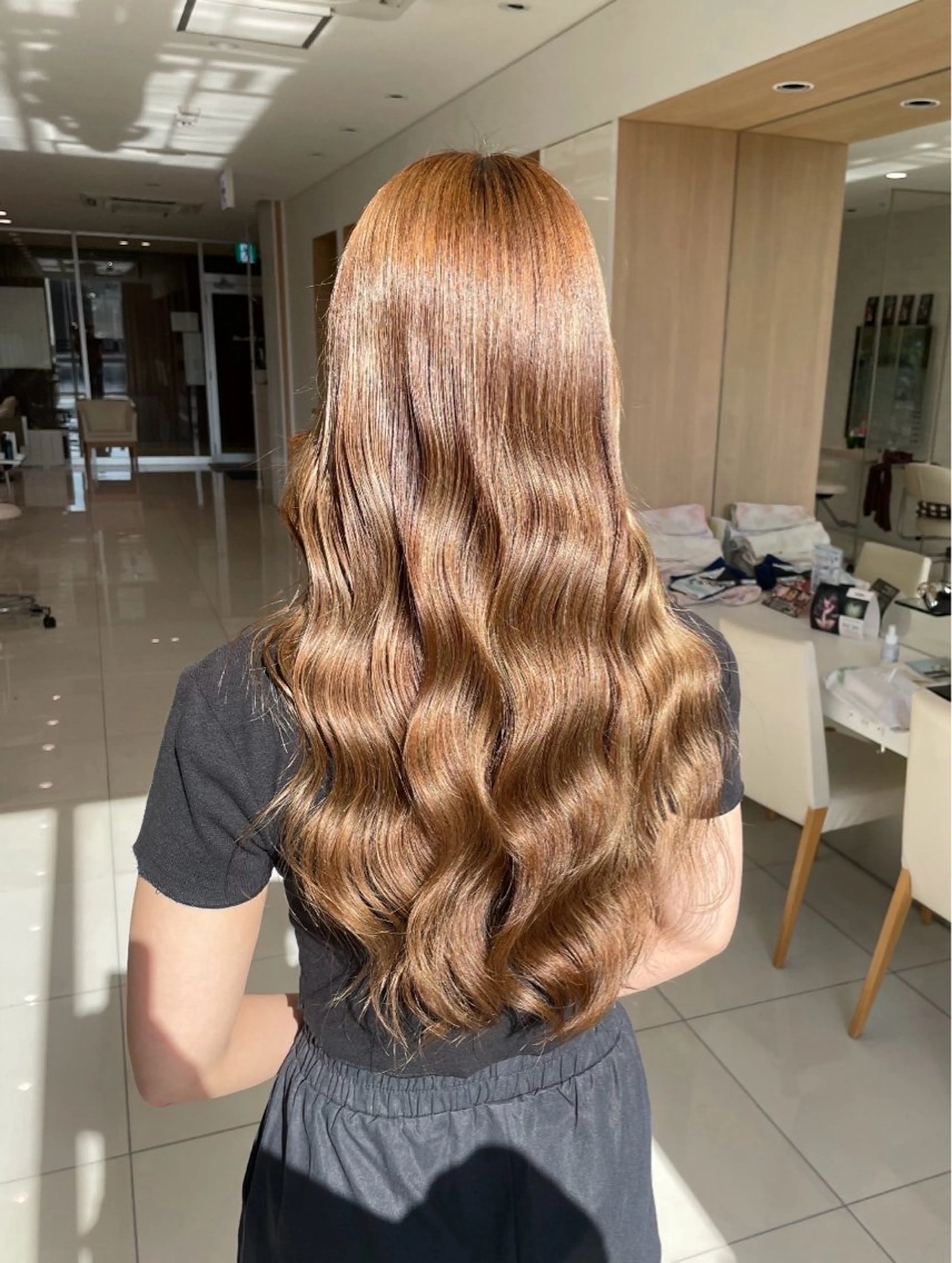 ロング カラー ブラウンカラー ヘアカラー 透明感/艶感カラー✨ 西澤駿のヘアスタイル