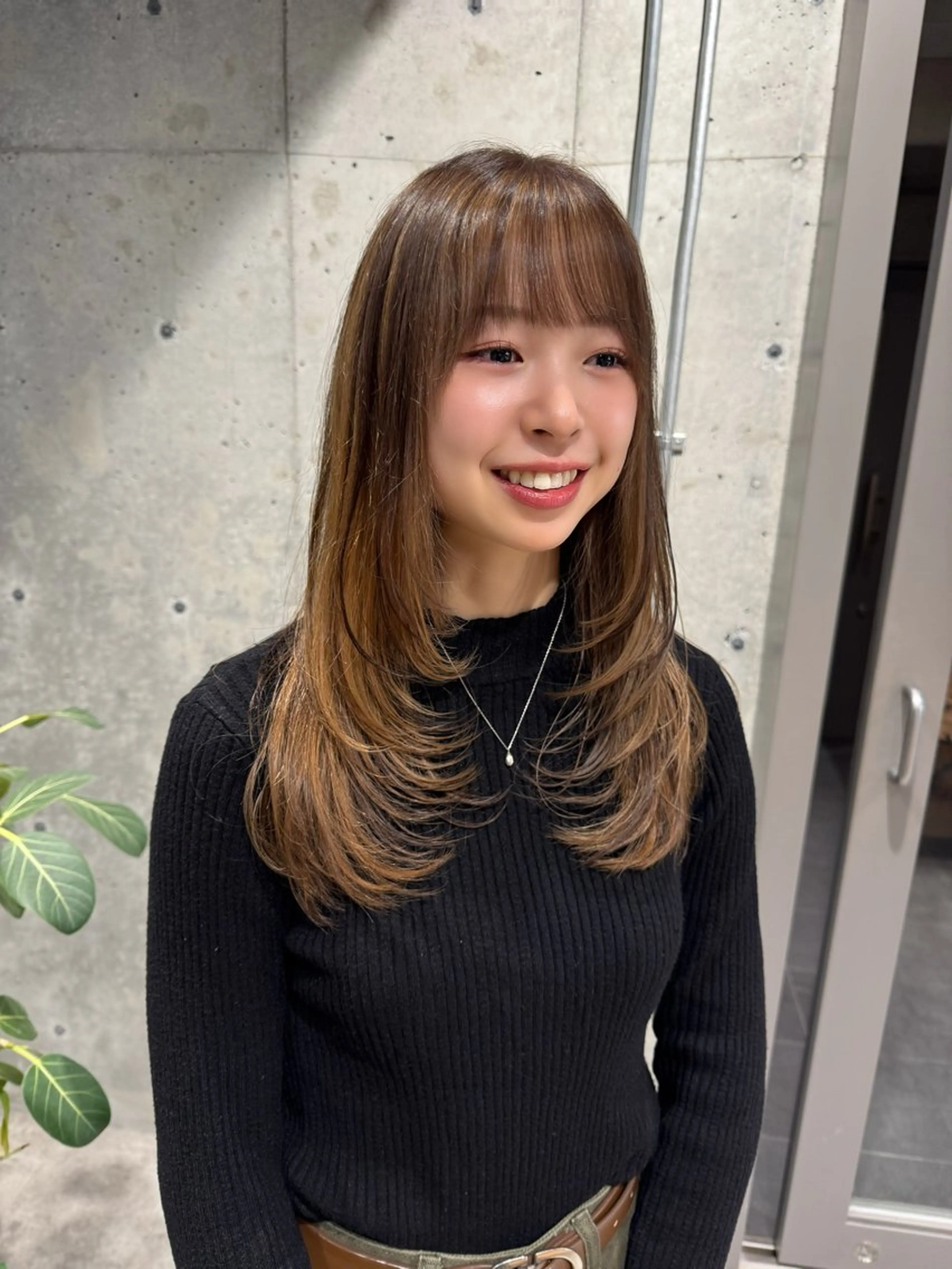 セミロング カラー レイヤーカット カット ヘアカラー トリートメント ヘアセット 〽️magico/ ウルフDaiki〽️のヘアスタイル