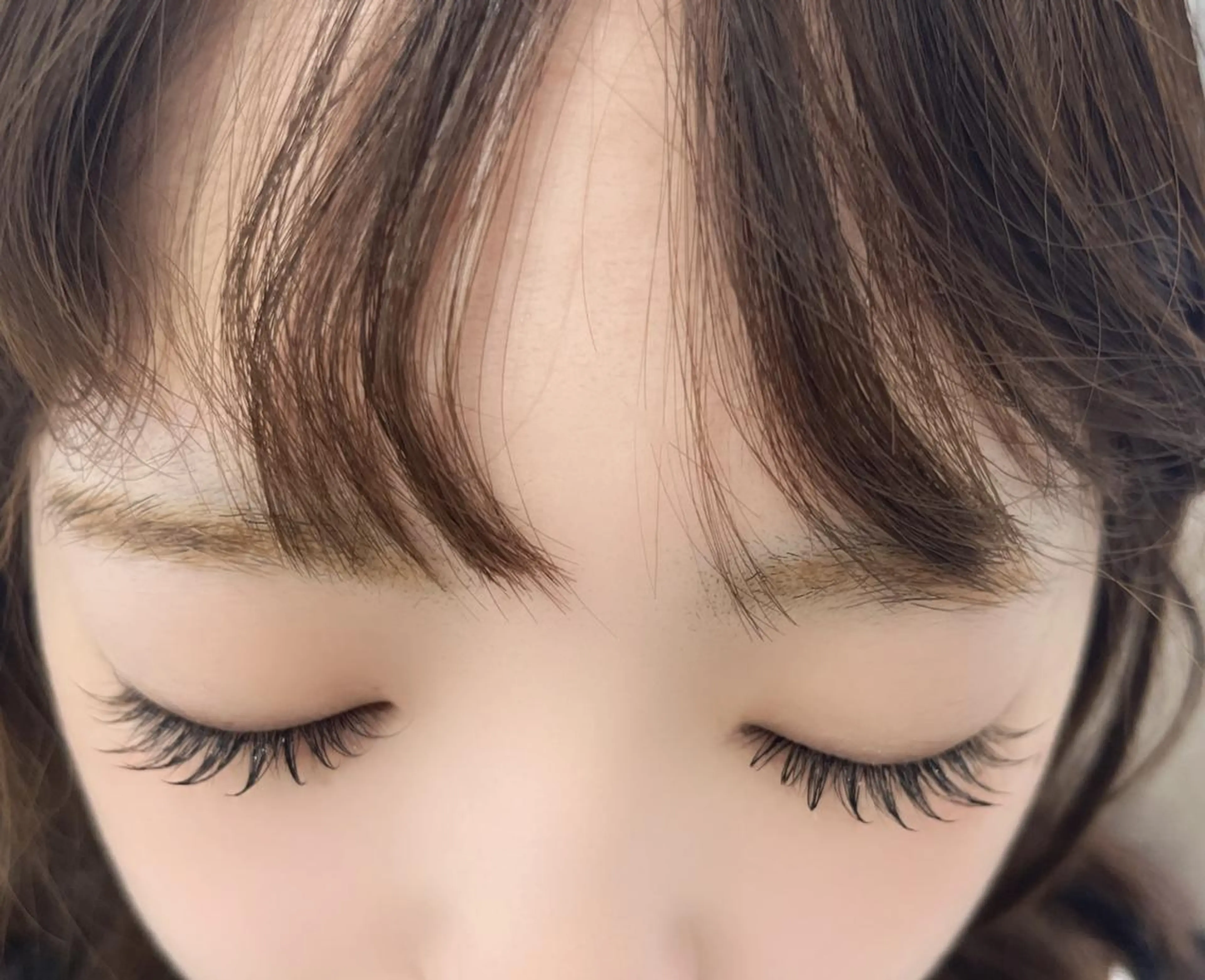 マツエク・マツパ 付け放題 バインドロック カラーマツエク フラットラッシュ 韓国風マツエク ABマツエクネイルサ ロンソウソウのマツエク・マツパデザイン