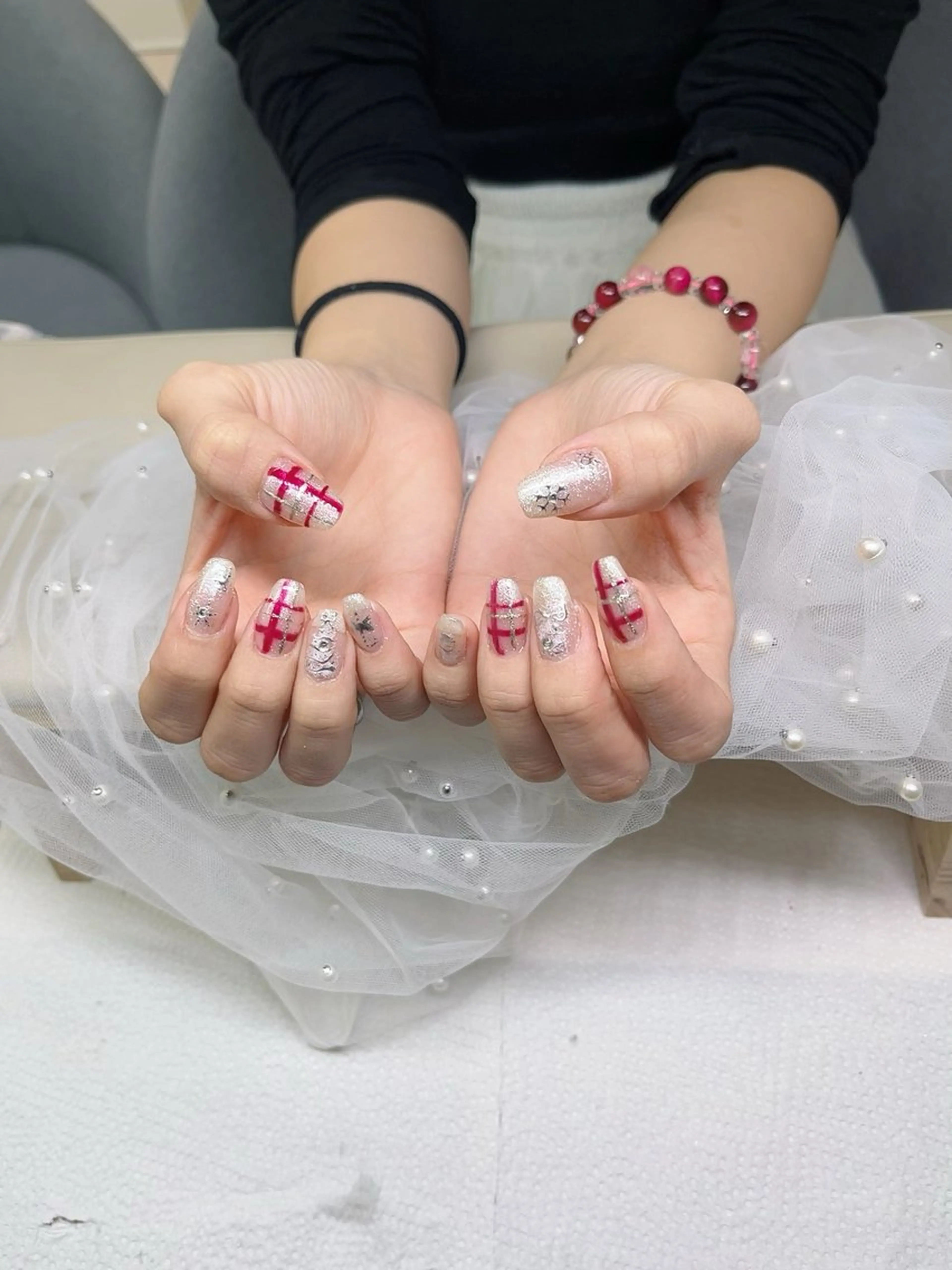 ネイル NiNa ビューティーサロン所属・Ni Naのネイルデザイン