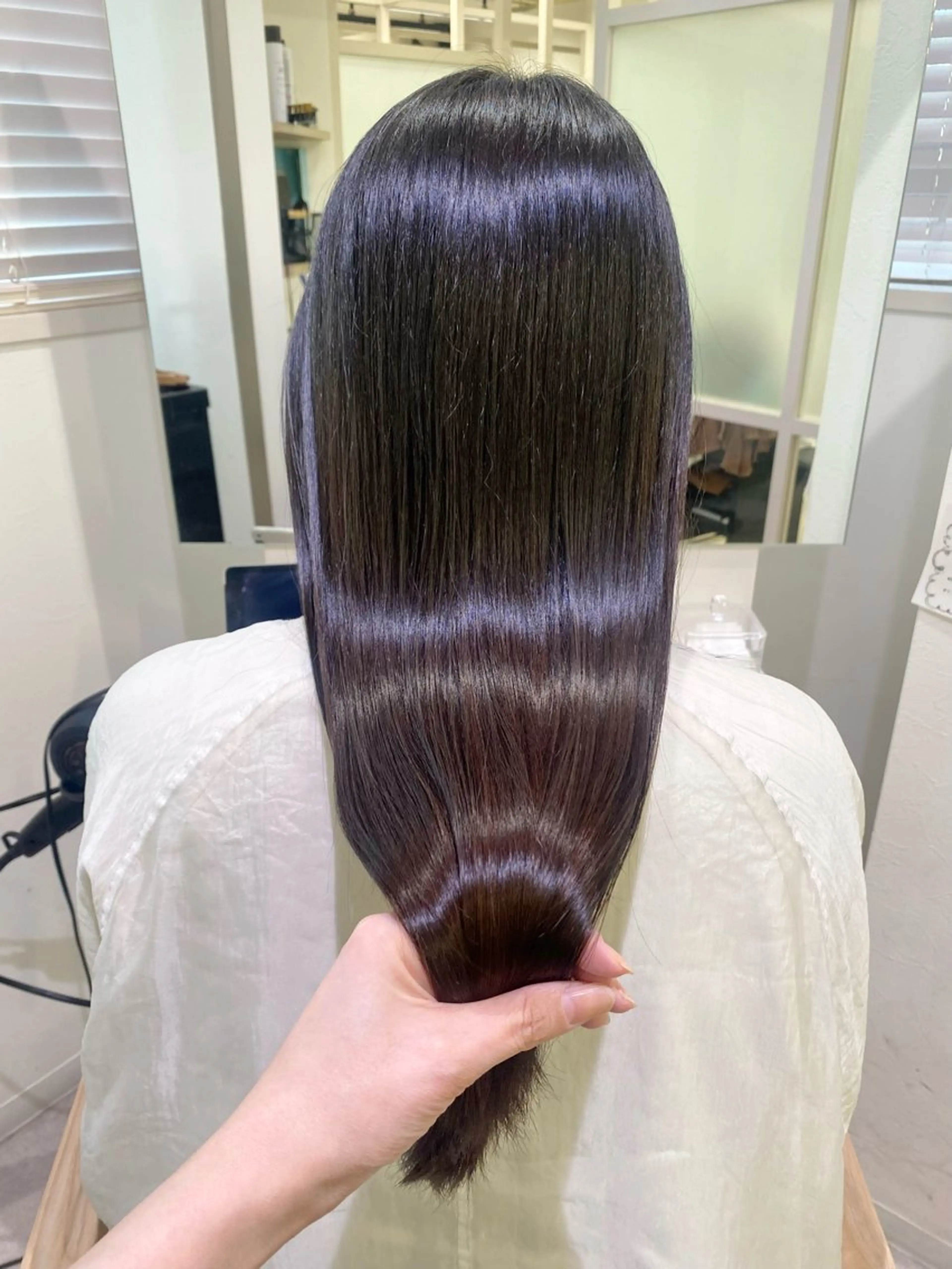 似合わせカット＋艶カラー＋oggiotto6行程TR＋マイクロバブル🌷の写真