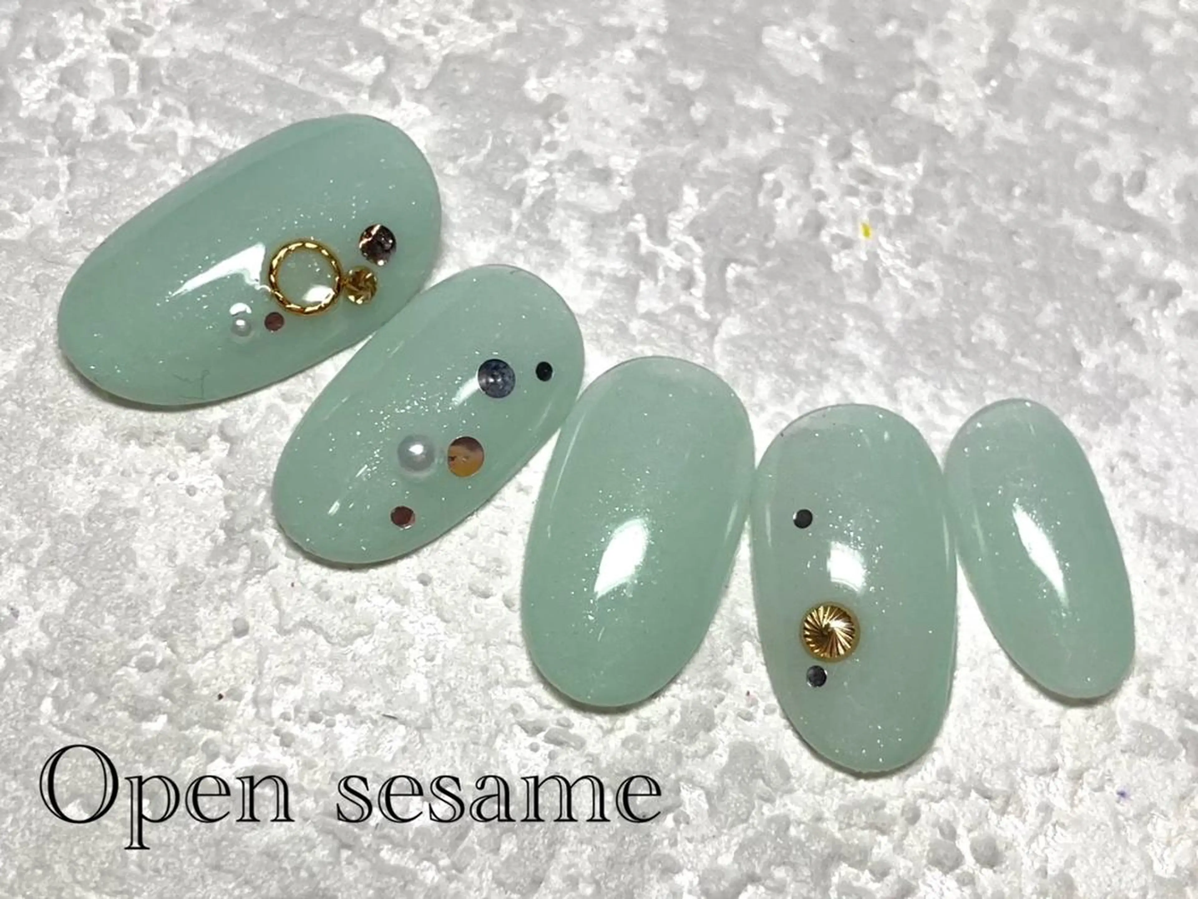 ネイル 遠藤 志乃のネイルデザイン