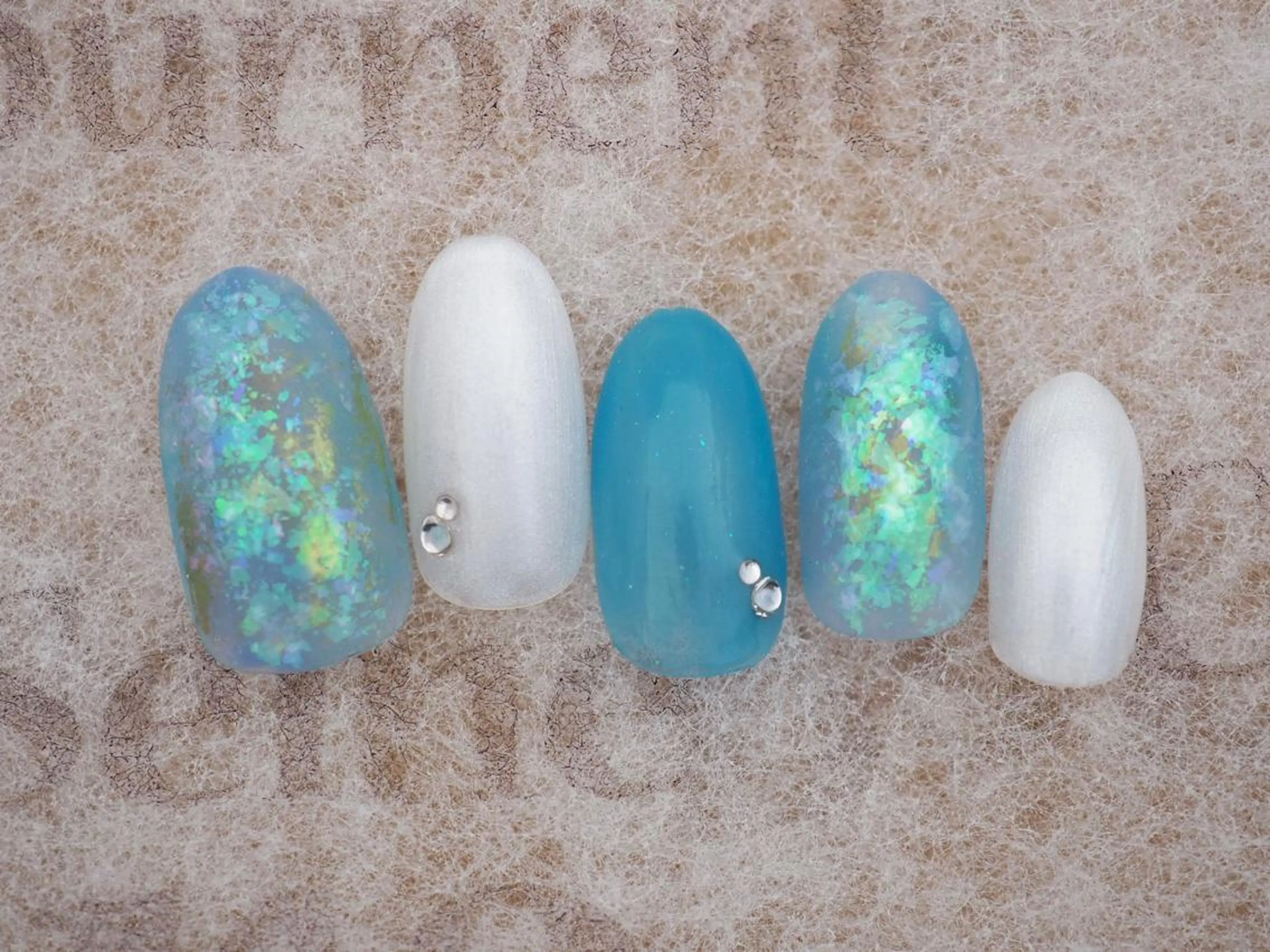 ネイル トップネイリスト Ribbon立川店のネイルデザイン