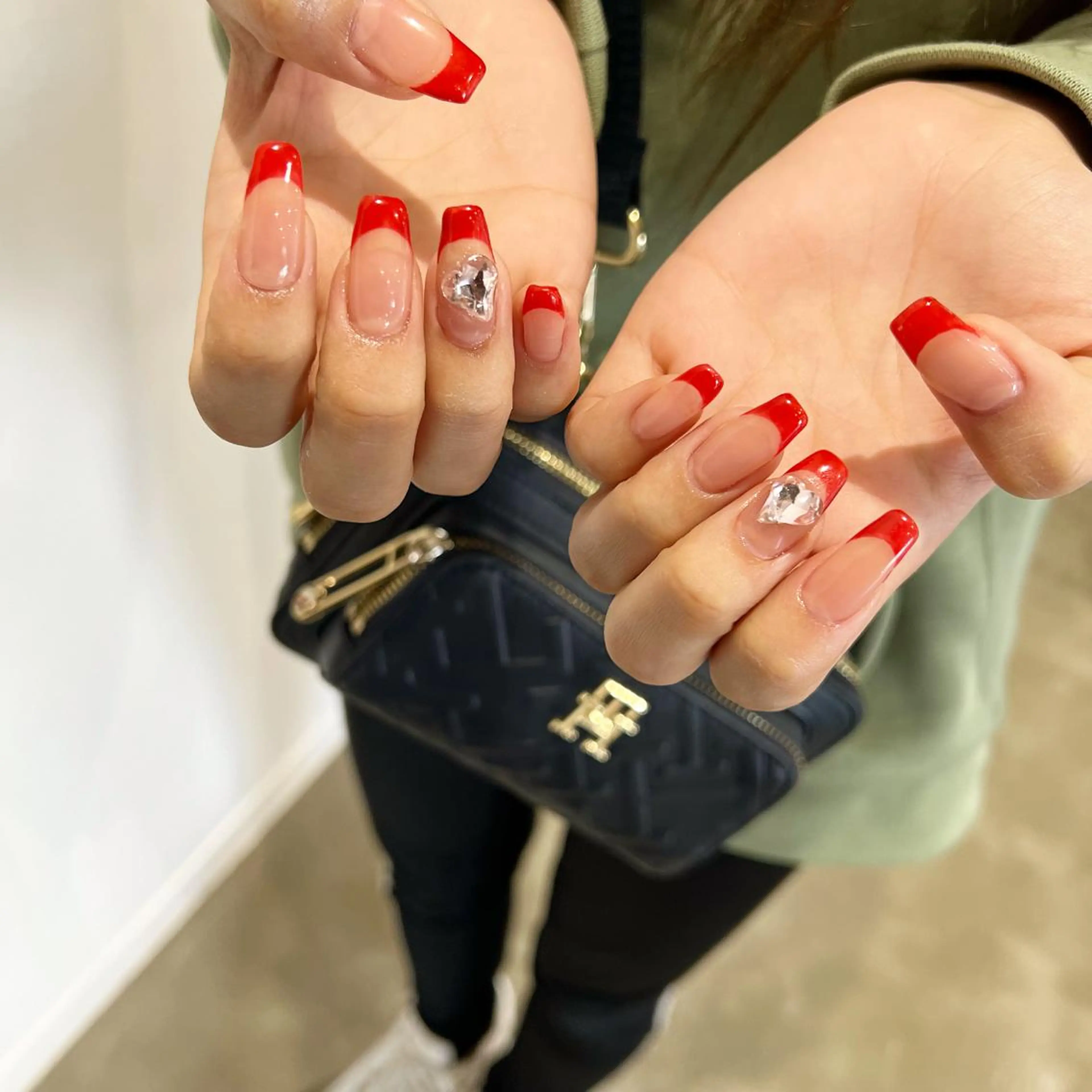 ネイル nailstudio ′ecole所属・nailstudio ′ecoleのネイルデザイン