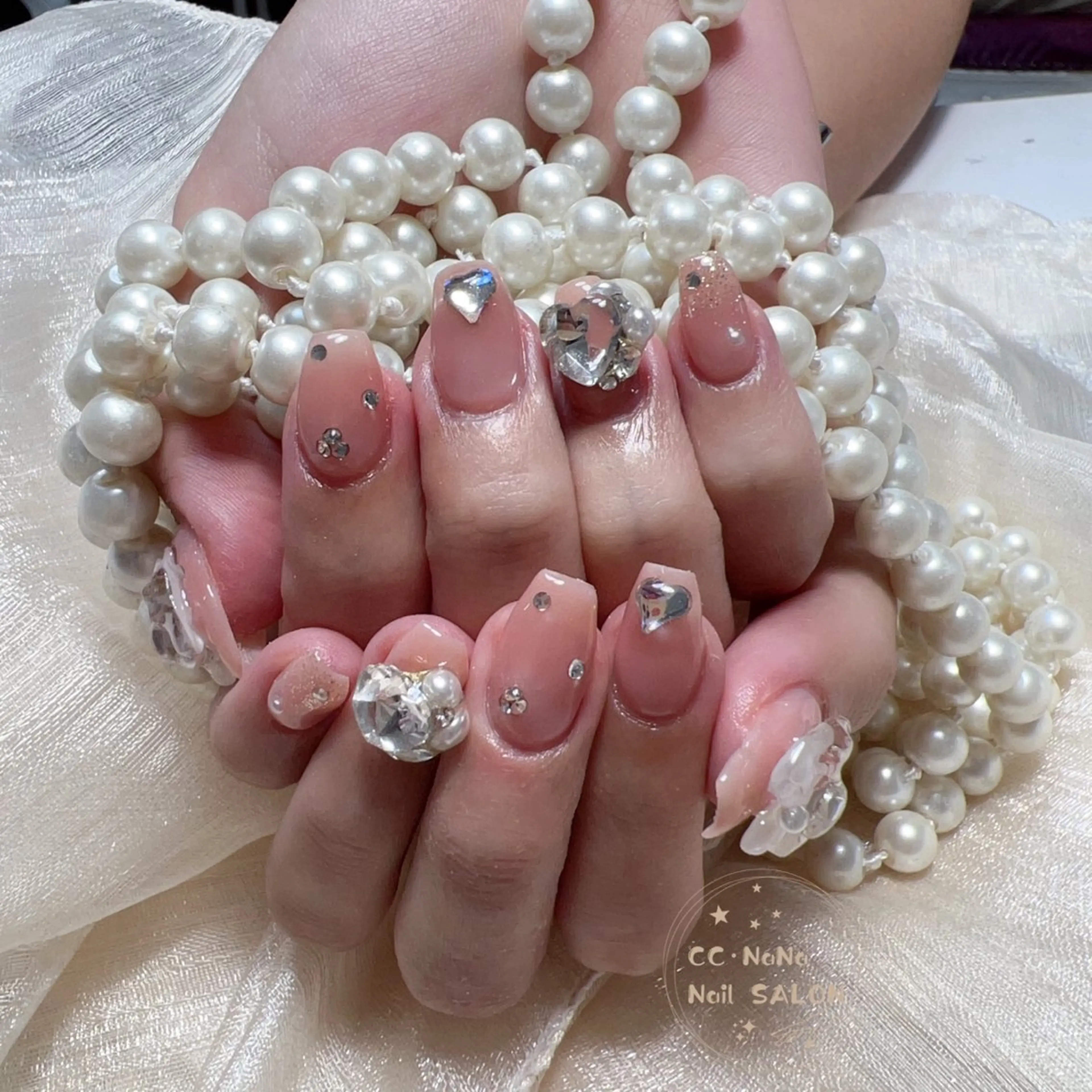 ネイル ハンドネイル 💎CC・NaNa 韓国風ネイル🌙Cのネイルデザイン