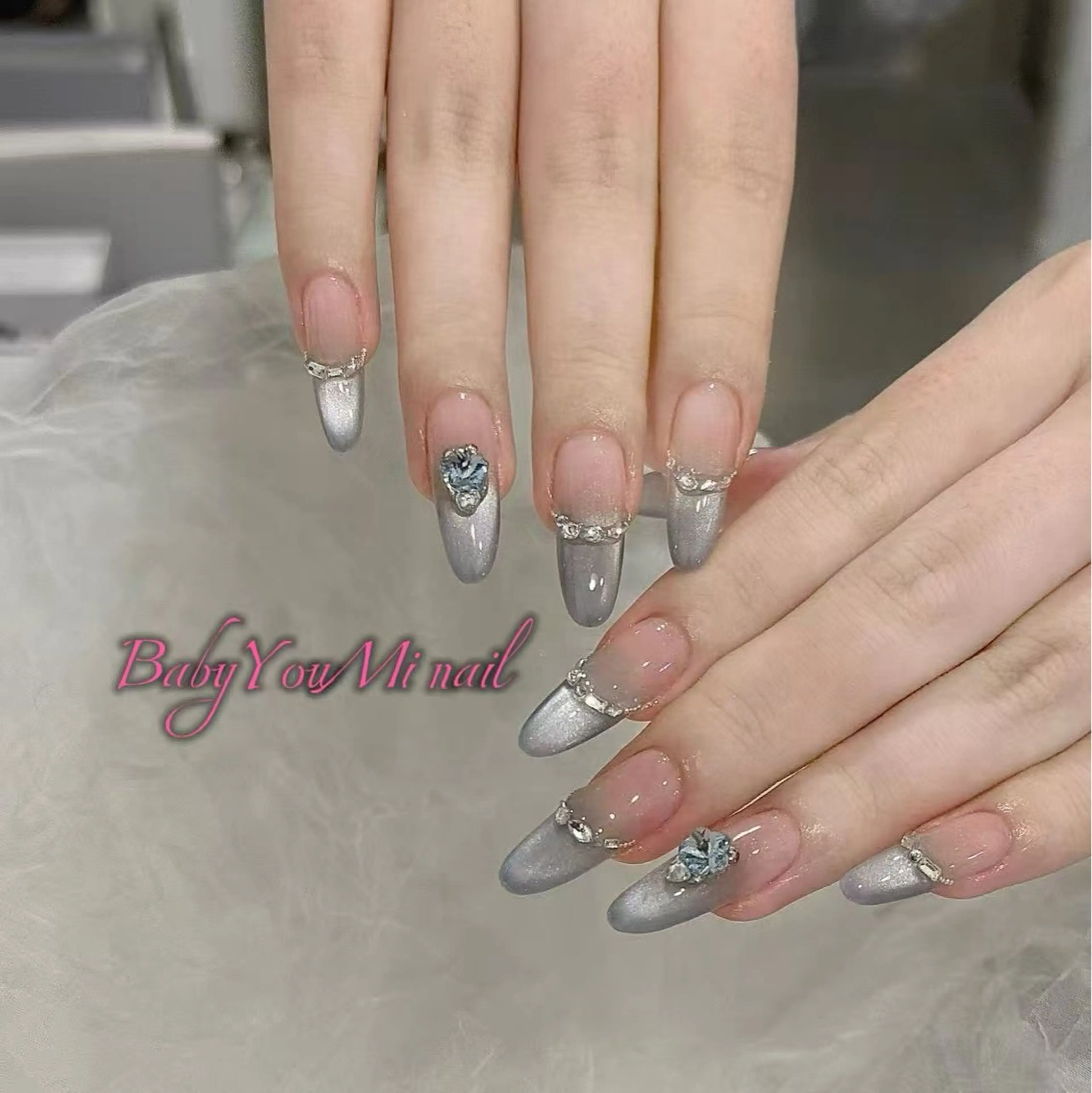 ネイル オーロラネイル 成人式 フットネイル フレンチネイル ジェルネイル ハンドネイル 相沢 さやかのネイルデザイン