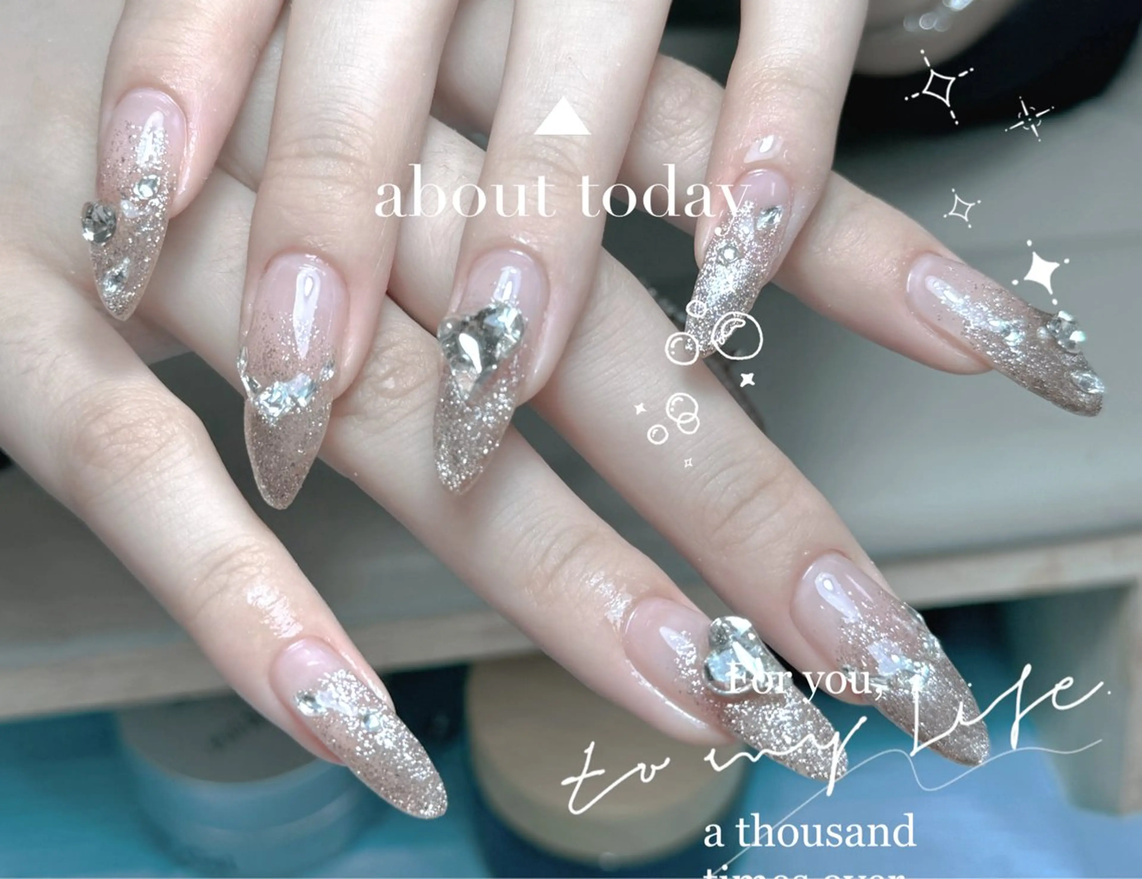 ネイル ハンドネイル AngelChris ビューティーサロンのネイルデザイン