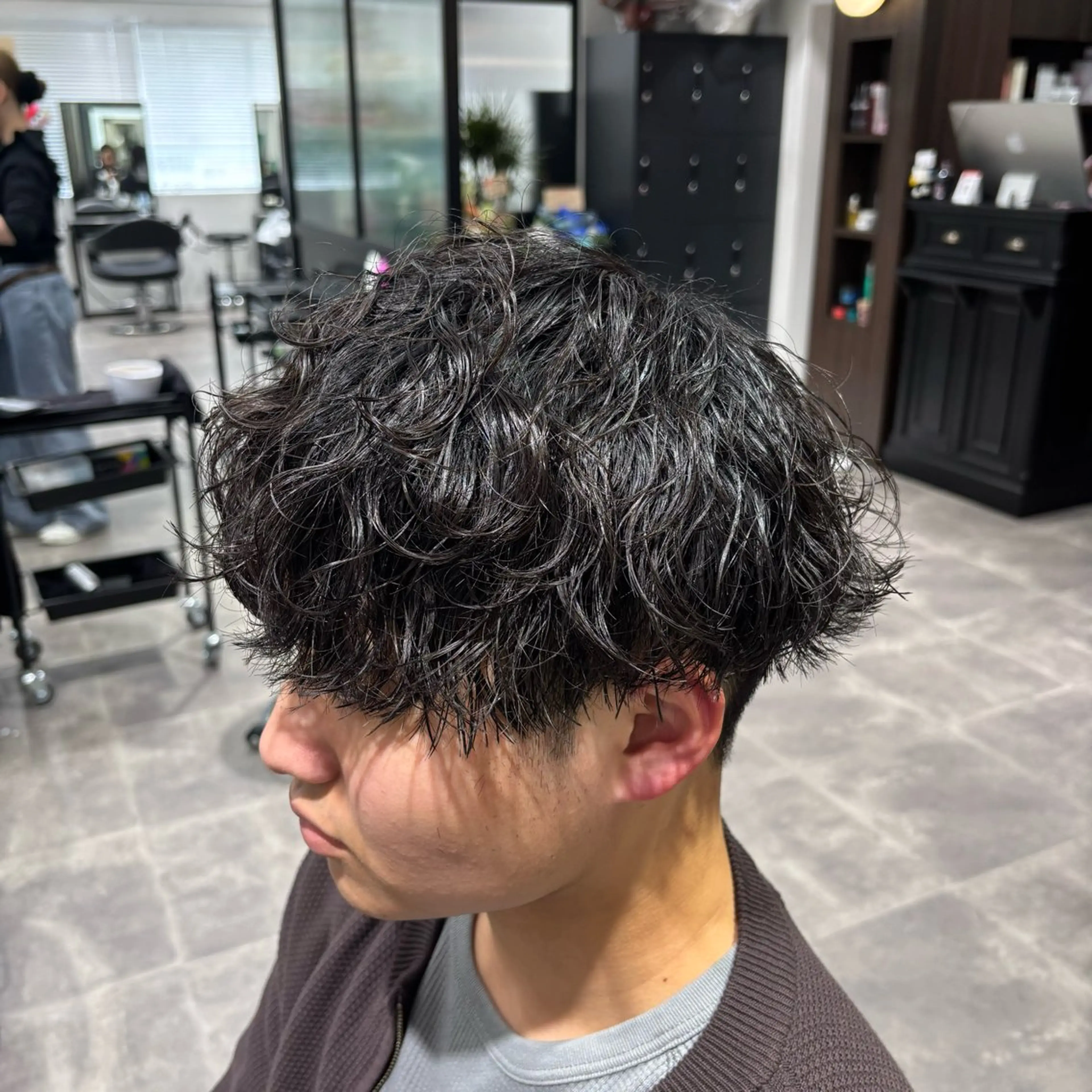 メンズ カット パーマ フェザーパーマ職人 🪽yutoのヘアスタイル