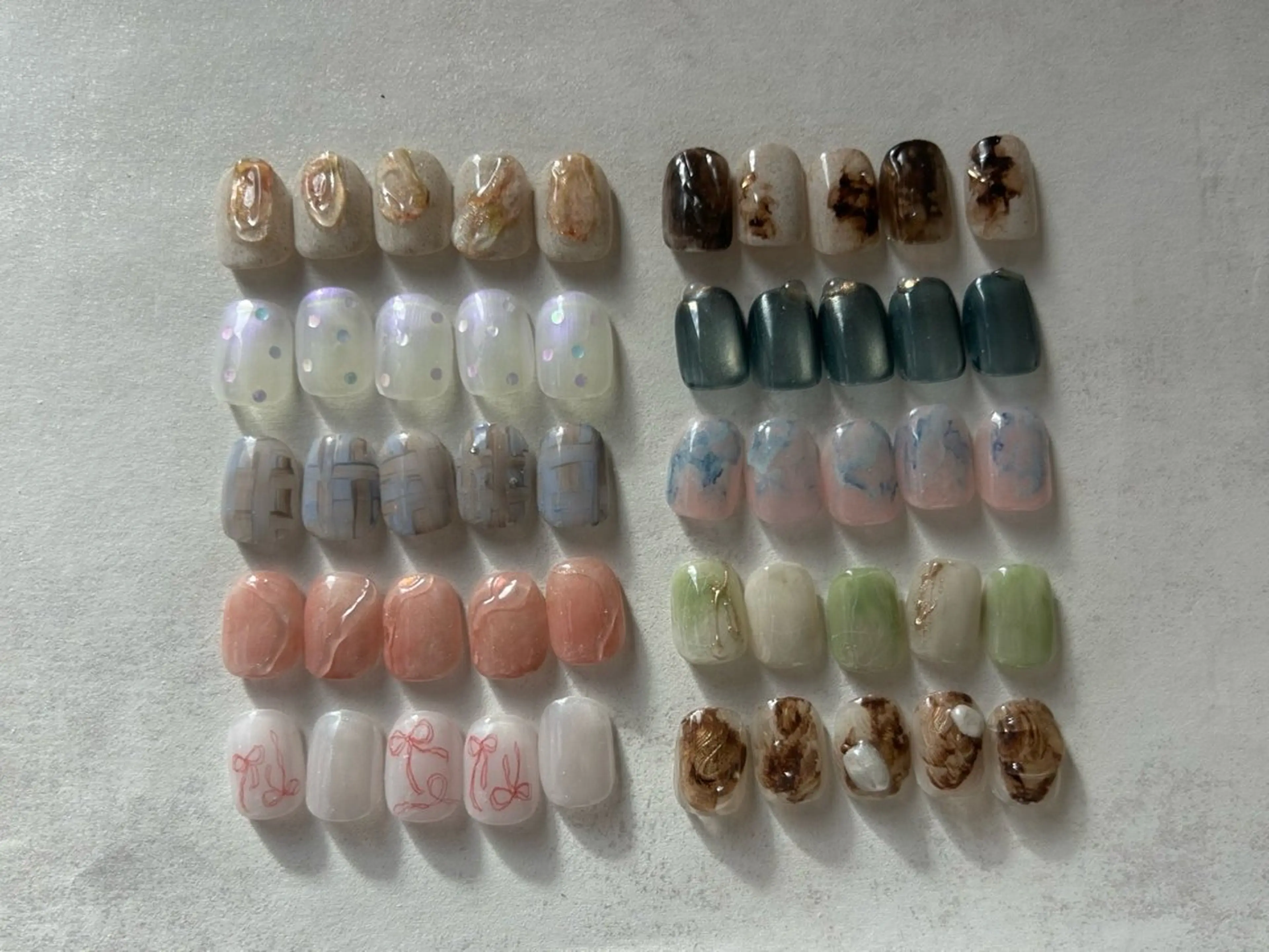 ネイル scré as Ételのネイルデザイン