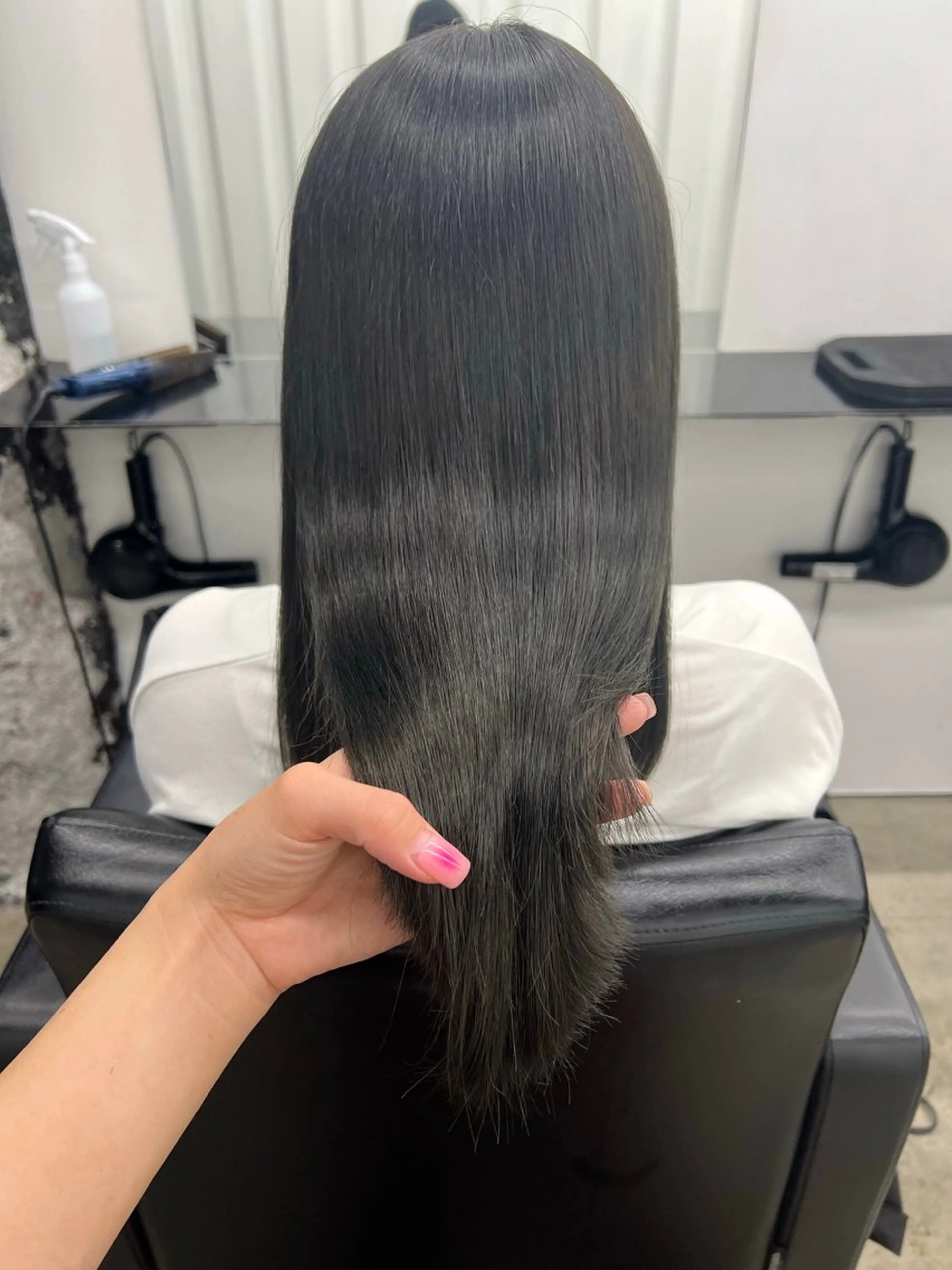 セミロング カラー ベージュカラー オリーブベージュ トリートメント カット ヘアカラー トリートメント HARU//原宿🤍 リピート率NO.1のヘアスタイル