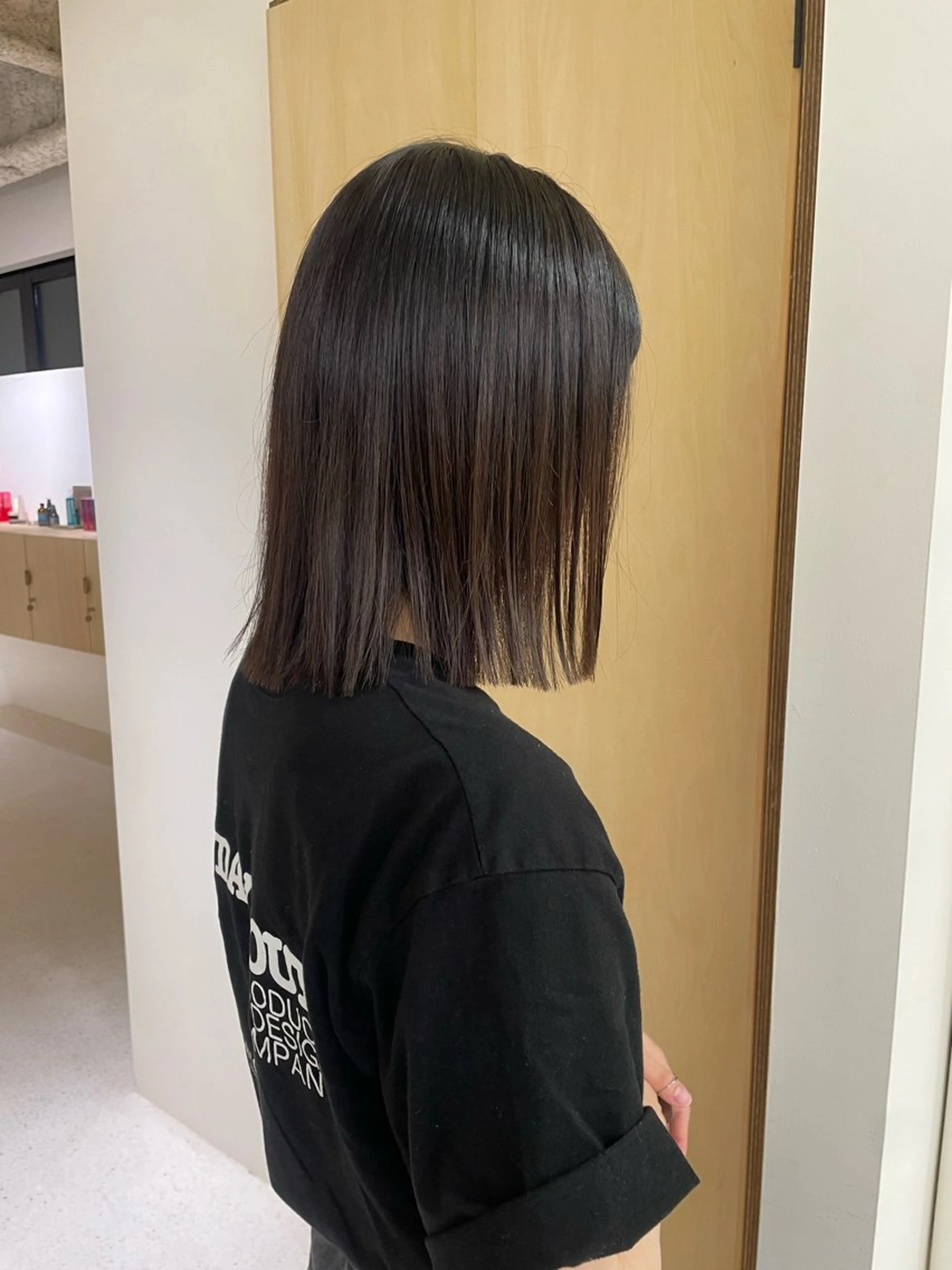 ミディアム DEE okumuraのヘアスタイル