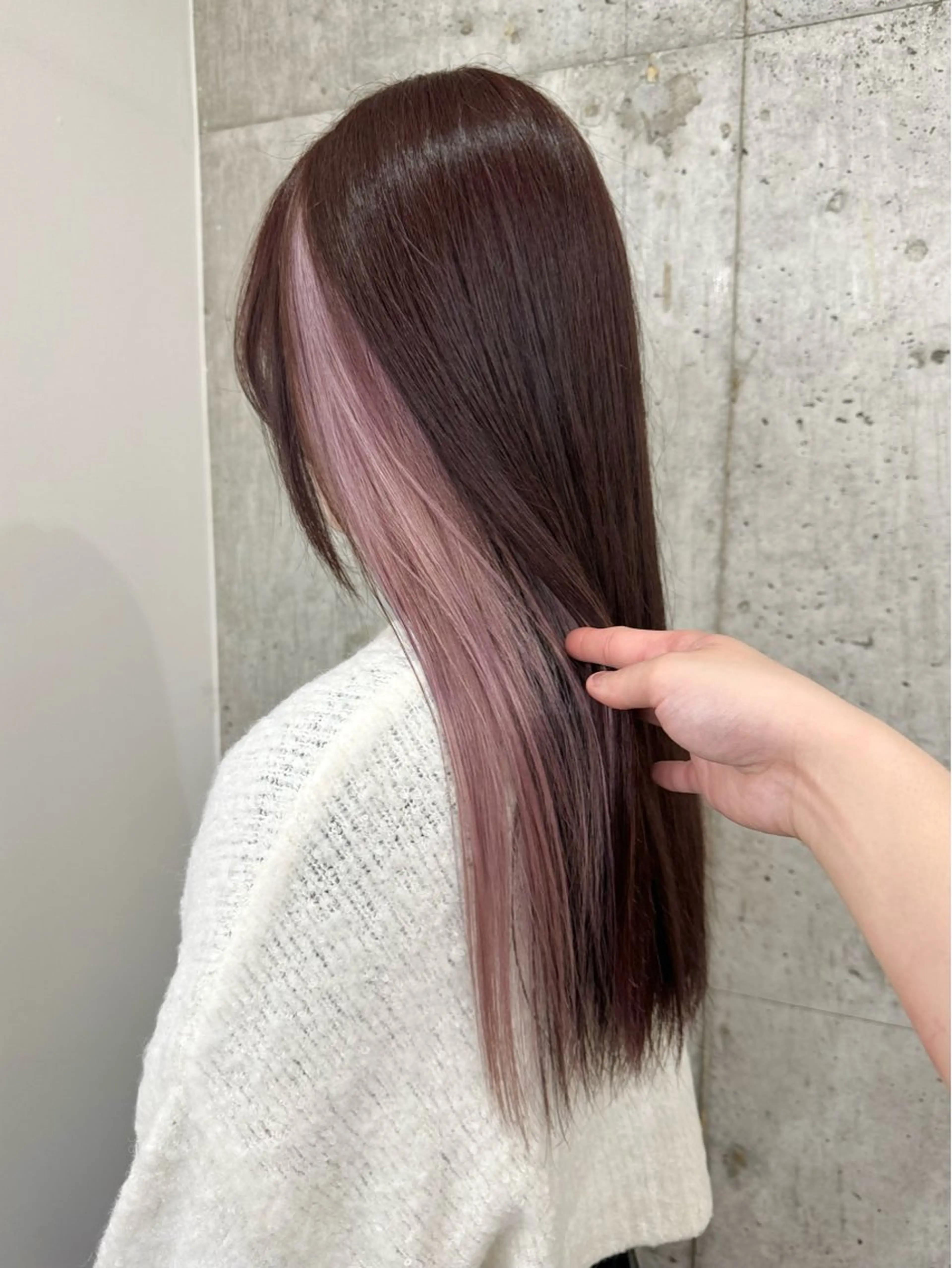 ロング カラー ブラウンカラー ピンクカラー ピンクブラウン ホワイトピンク ヘアカラー 切りっぱなしボブ/ ブリーチカラー/大塚のヘアスタイル