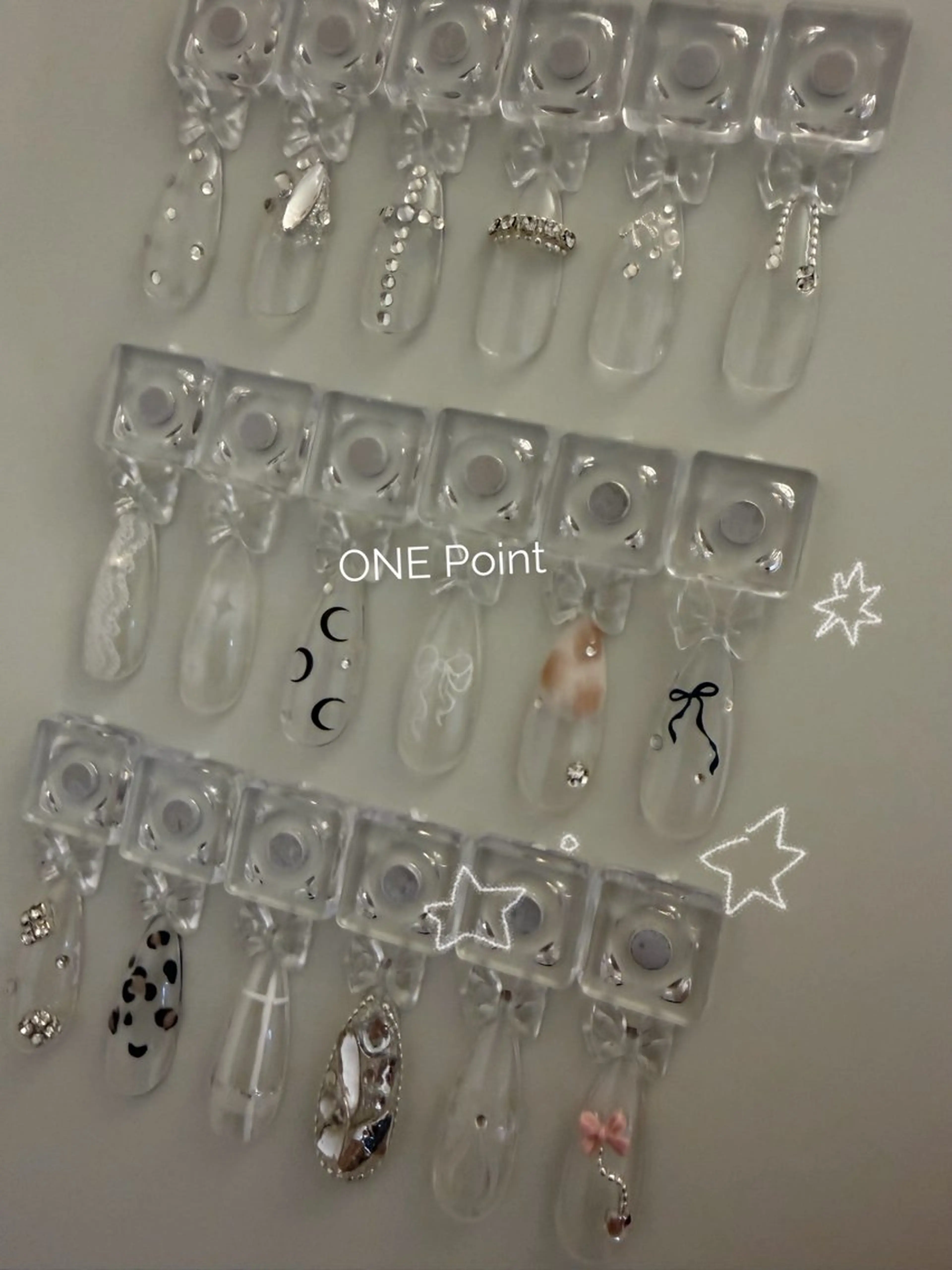 ワンポイントアート.⋆𝜗𝜚【オフ込み】の写真