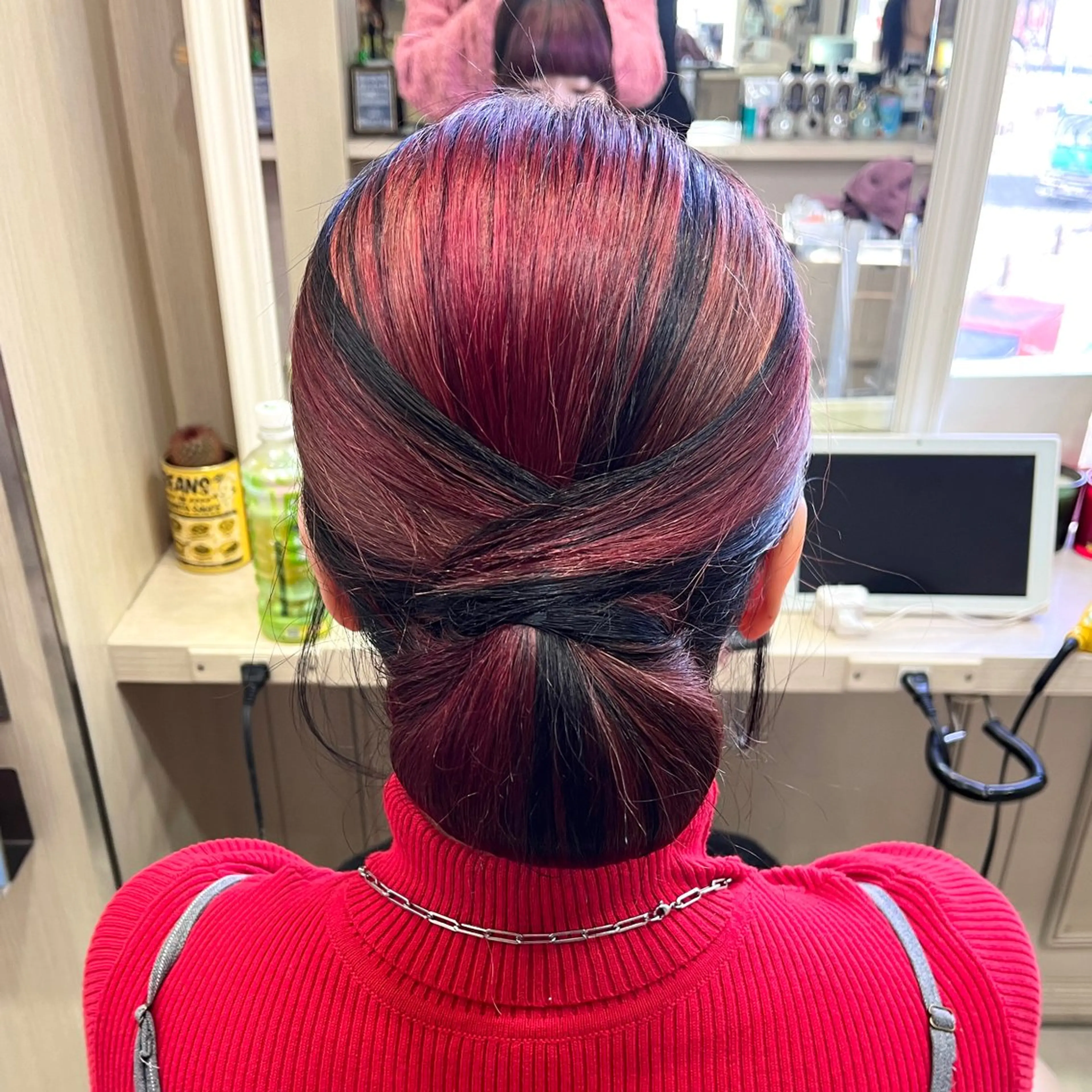 ヘアアレンジ ヘアセット 韓国レイヤー 暖色カラー/さくらのヘアスタイル