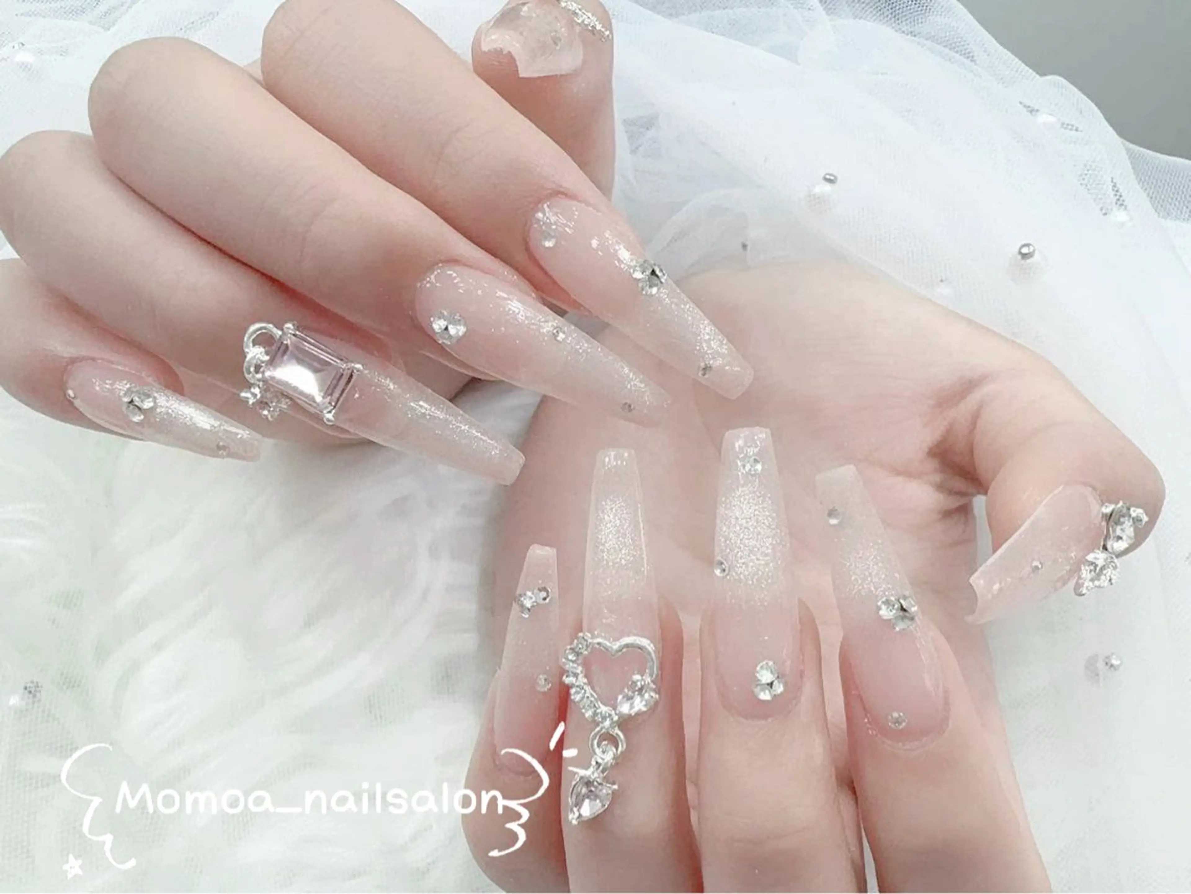 ネイル 成人式 ロングネイル マグネットネイル 大理石ネイル(マーブル) 持ち込み ハンドネイル MoMoA Nail ネイル長さ出し専門店のネイルデザイン