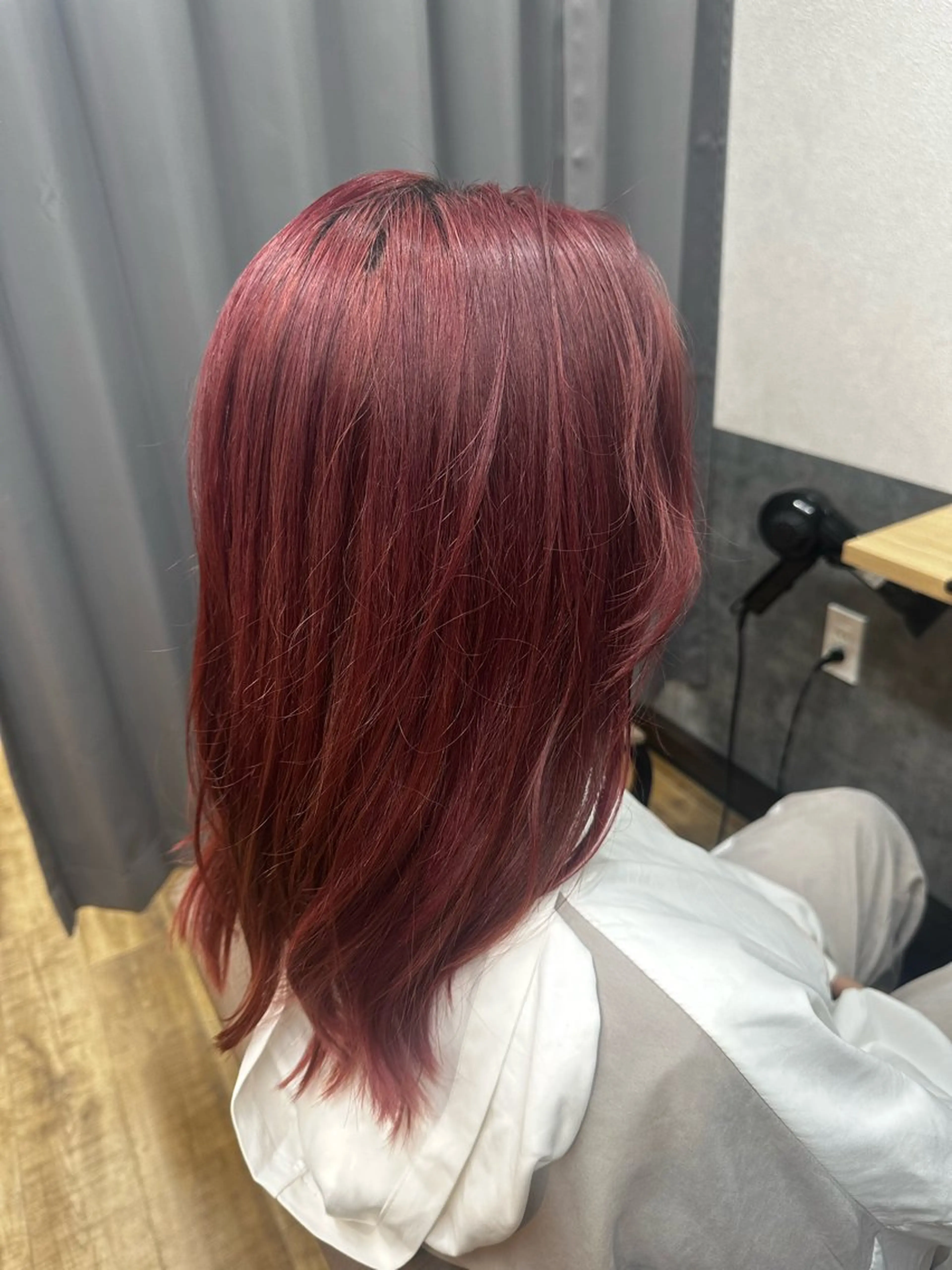 セミロング カラー カット ヘアカラー トリートメント TELA HAIR南流山店所属・TELA HAIR Annaのヘアスタイル