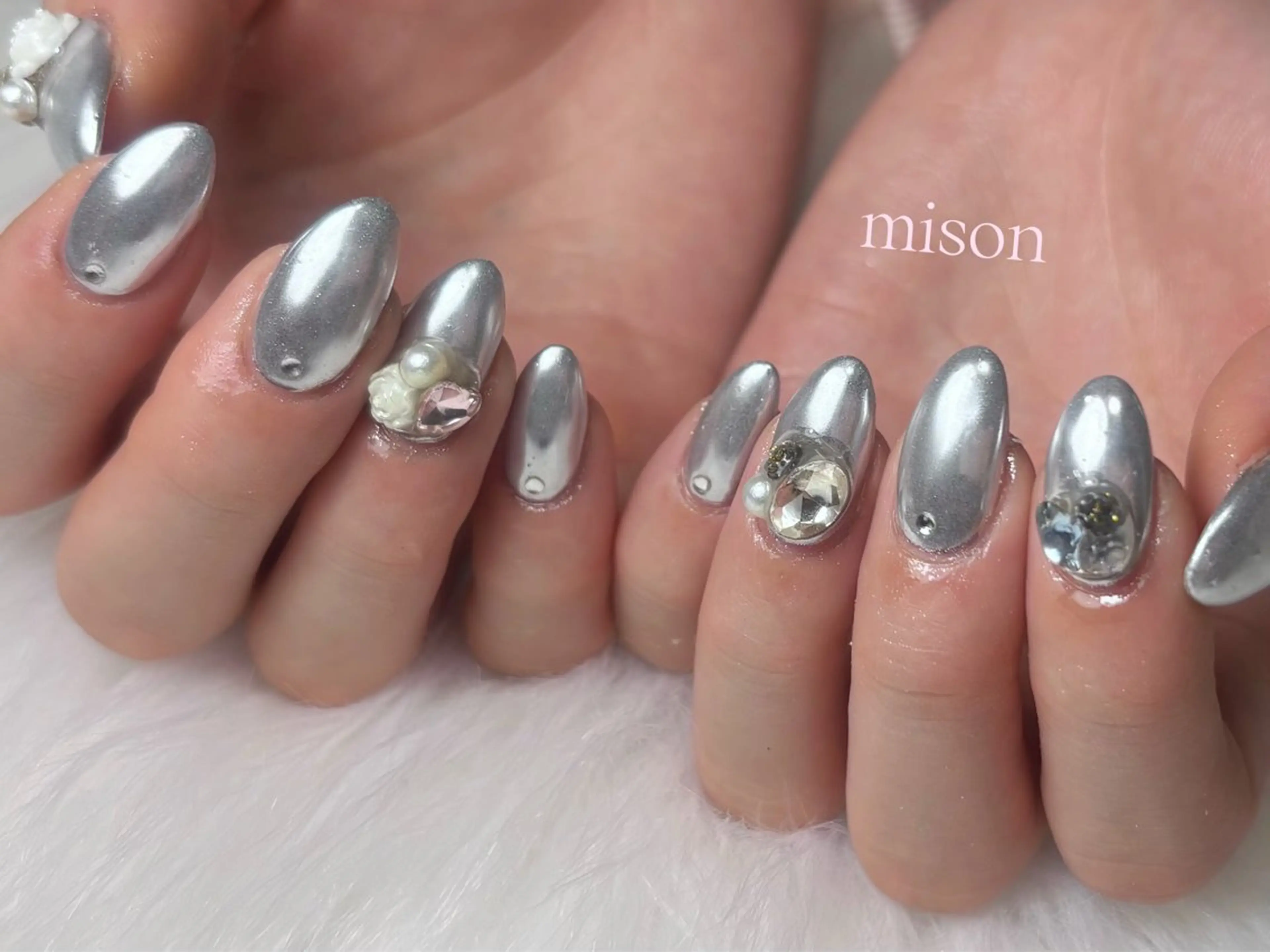 ネイル mison所属・mison 安形友花のネイルデザイン