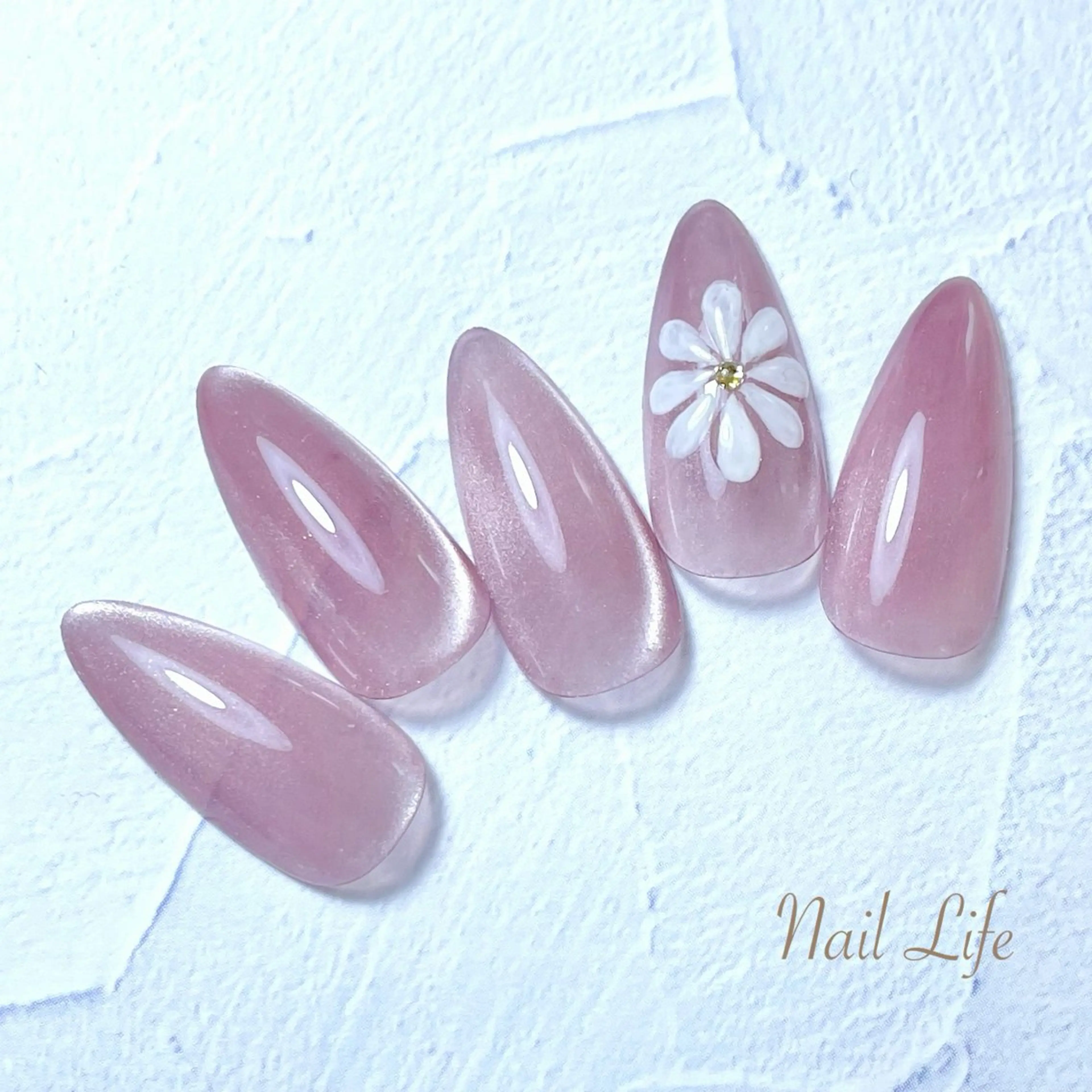 ネイル フラワーネイル マグネットネイル ぷっくりネイル 大嶋 めぐみのネイルデザイン