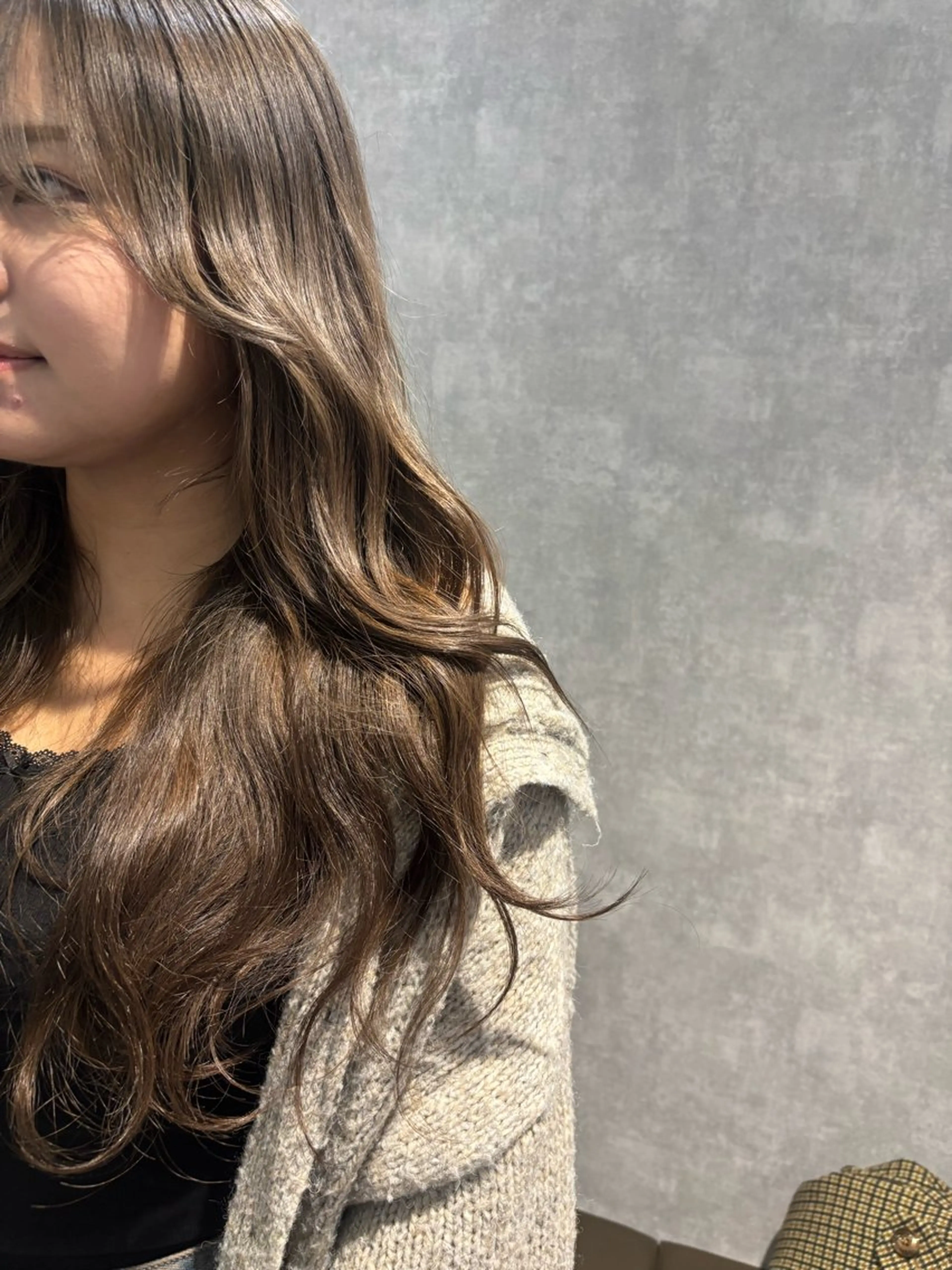 ロング カット ヘアカラー トリートメント 🌐NATSUMI 🌐【寒色カラー】のヘアスタイル