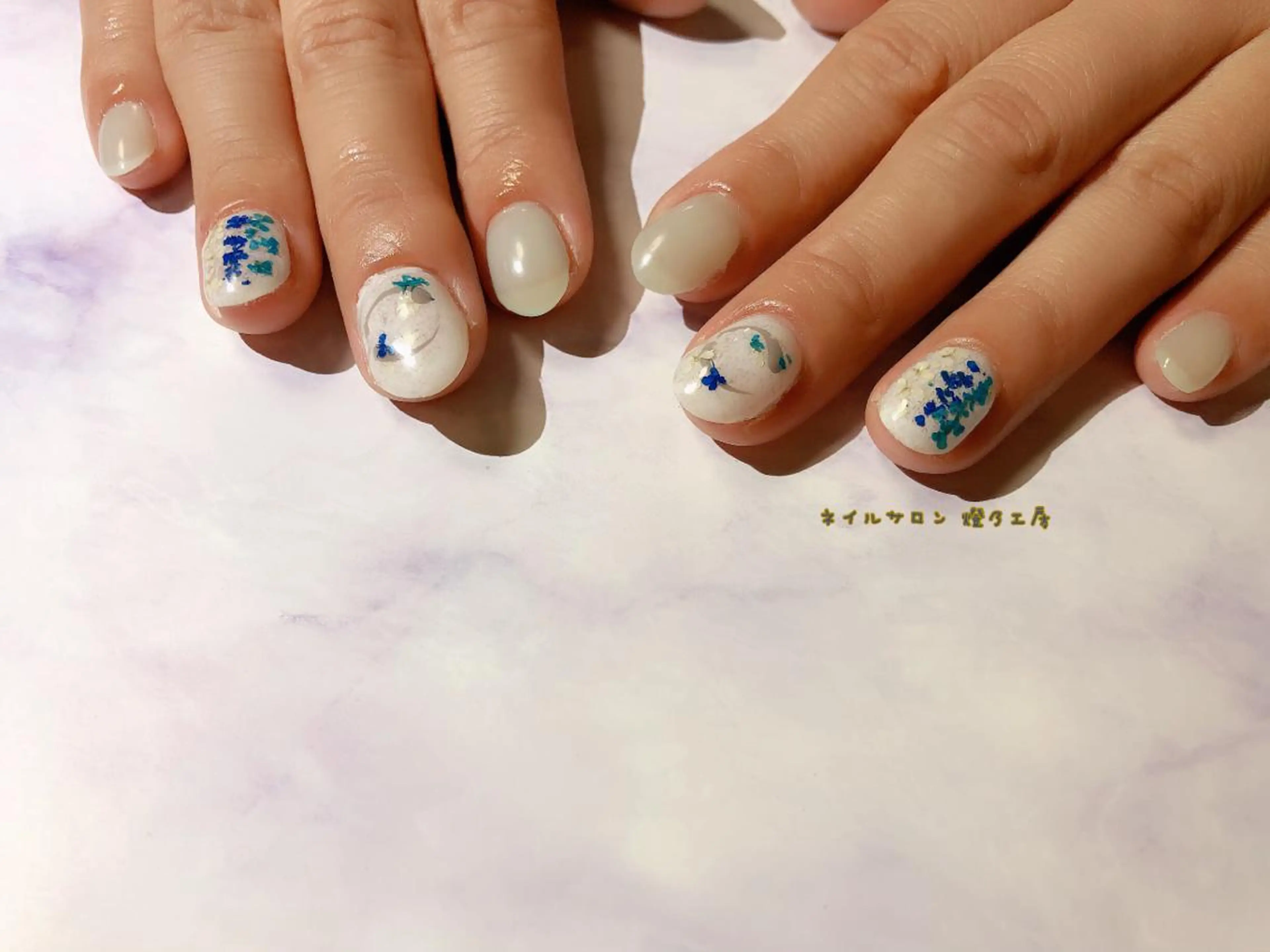 ネイル 伊藤 美里のネイルデザイン
